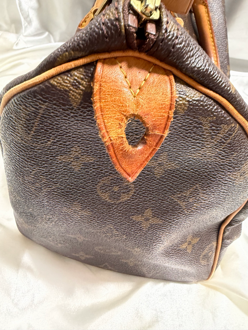 Louis Vuitton Monogram Speedy 30 Satchel Top Handle