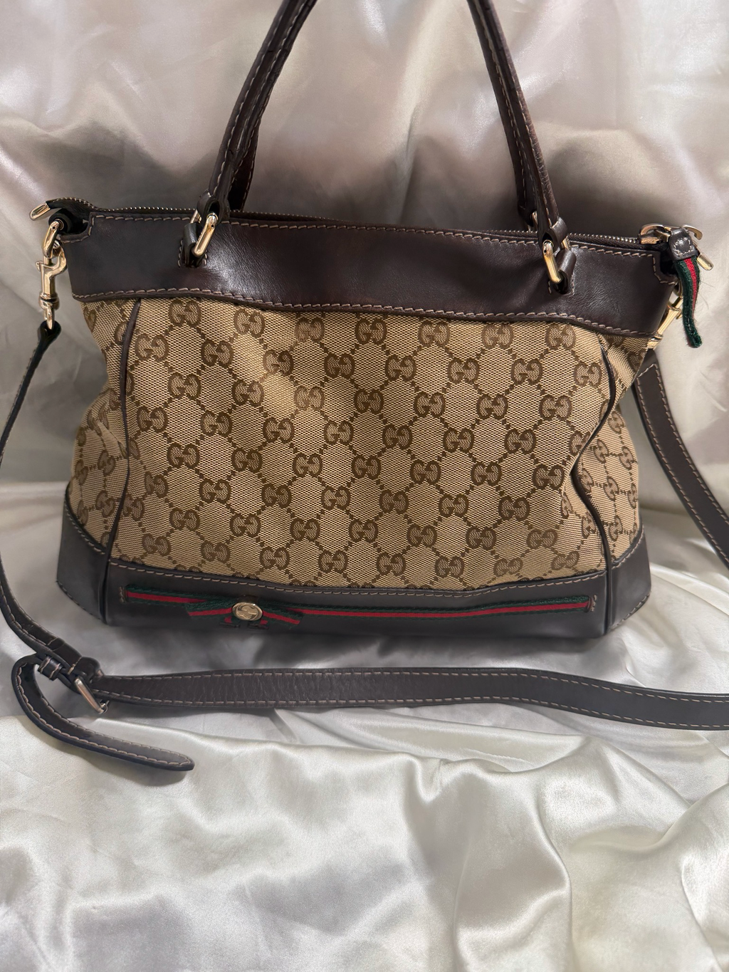Gucci Princy Zipper Tote Crossbody Sling