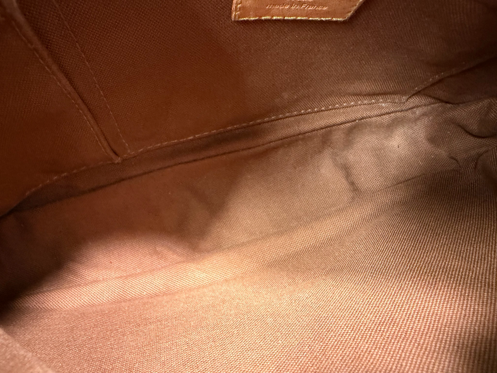Louis Vuitton Monogram Thames Pm Crossbody