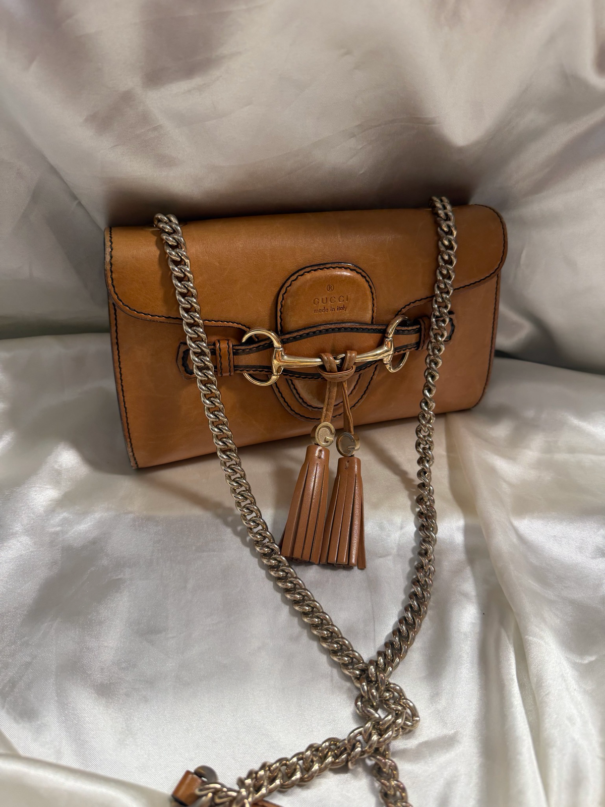 Gucci Saddle Soft Emily Flap Leather