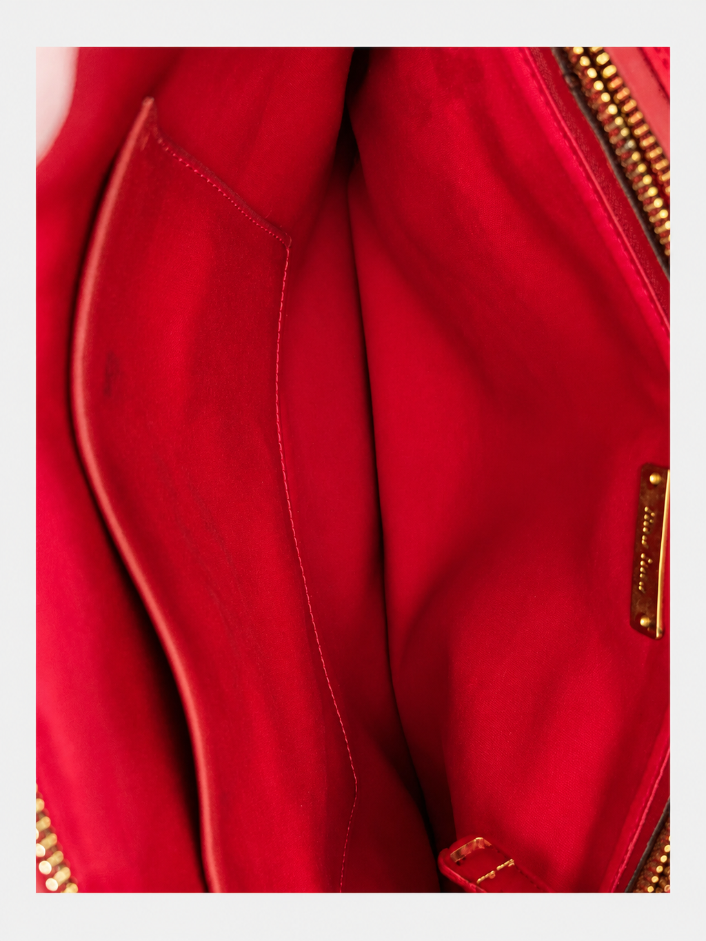 Miu Miu Clutch in Red
