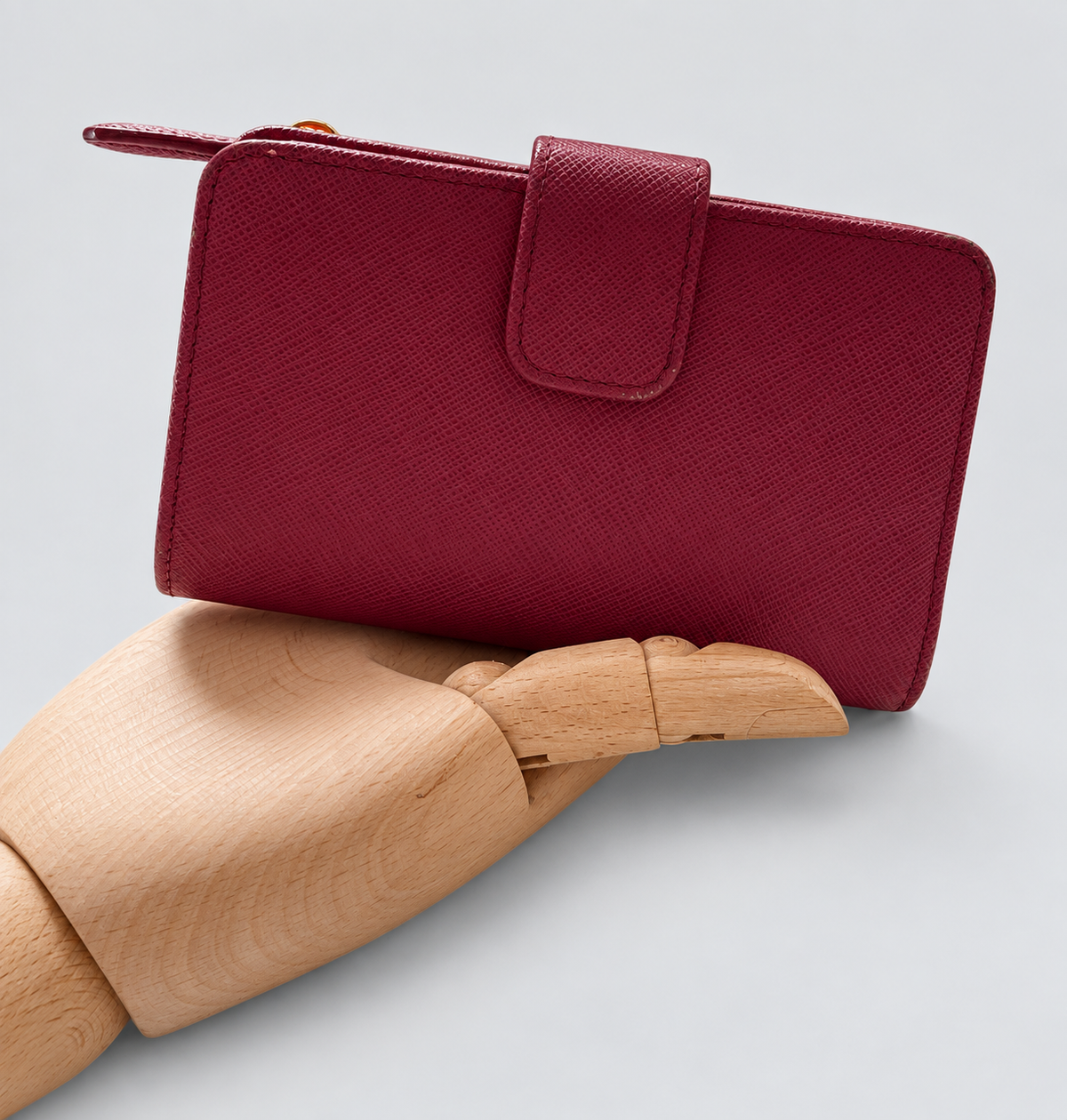 Prada Saffiano Wallet in Pink