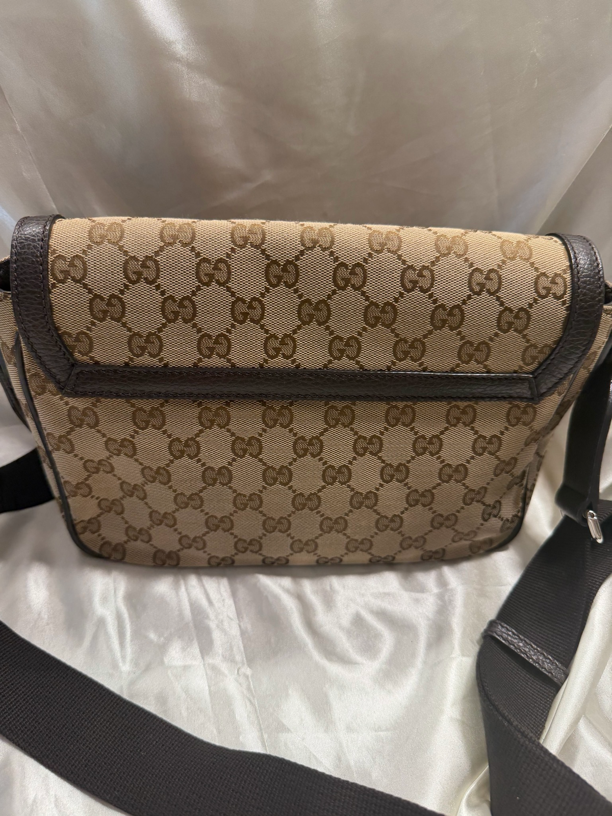 Gucci Monogram Supreme Canvas Flap Measenger Sling