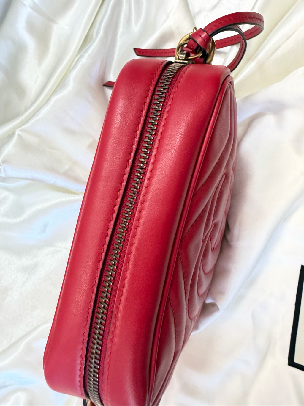 Gucci Calfskin Marmont Mini Camera Bag Crossbody Sling