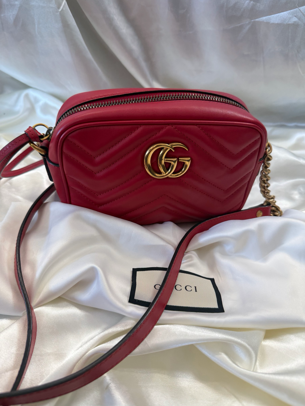 Gucci Calfskin Marmont Mini Camera Bag Crossbody Sling