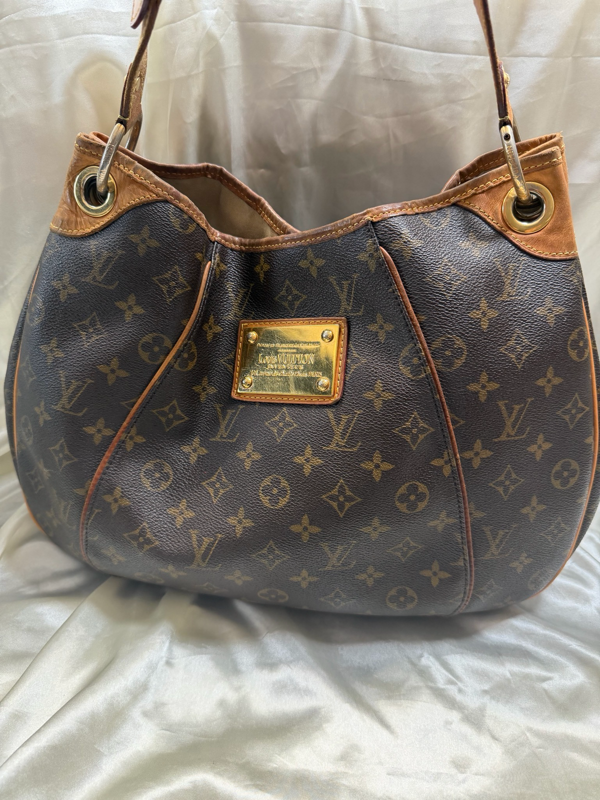 Louis Vuitton Monogram Galliera Pm Hobo Shoulder Bag