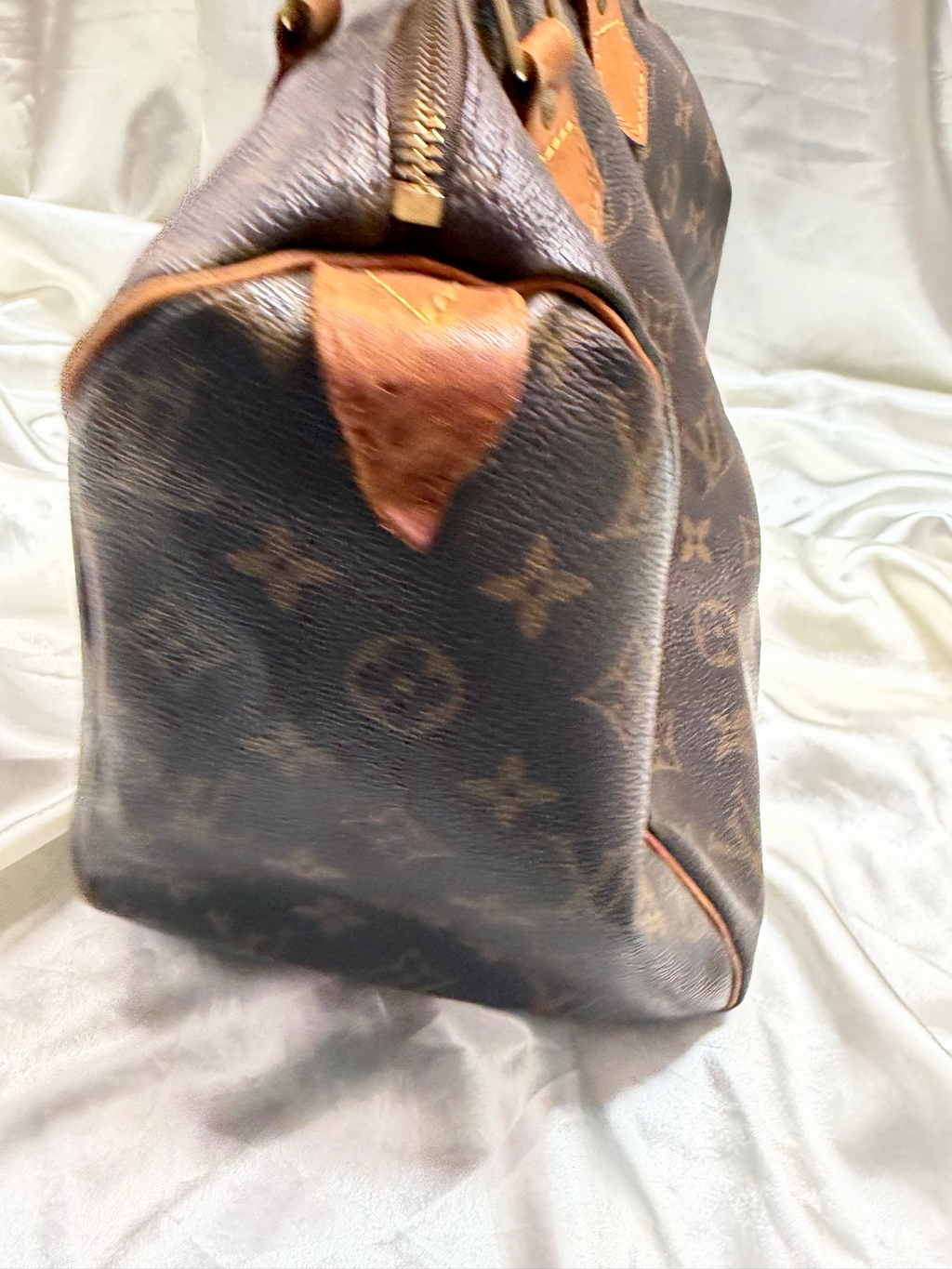 Louis Vuitton Monogram Speedy 30 Satchel Top Handle