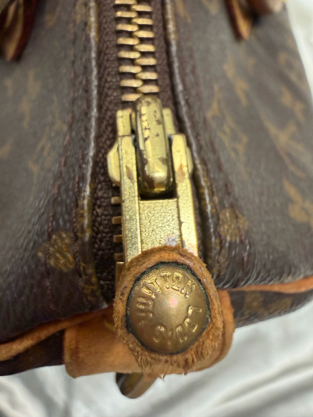 Louis Vuitton Monogram Speedy 30 Satchel Top Handle