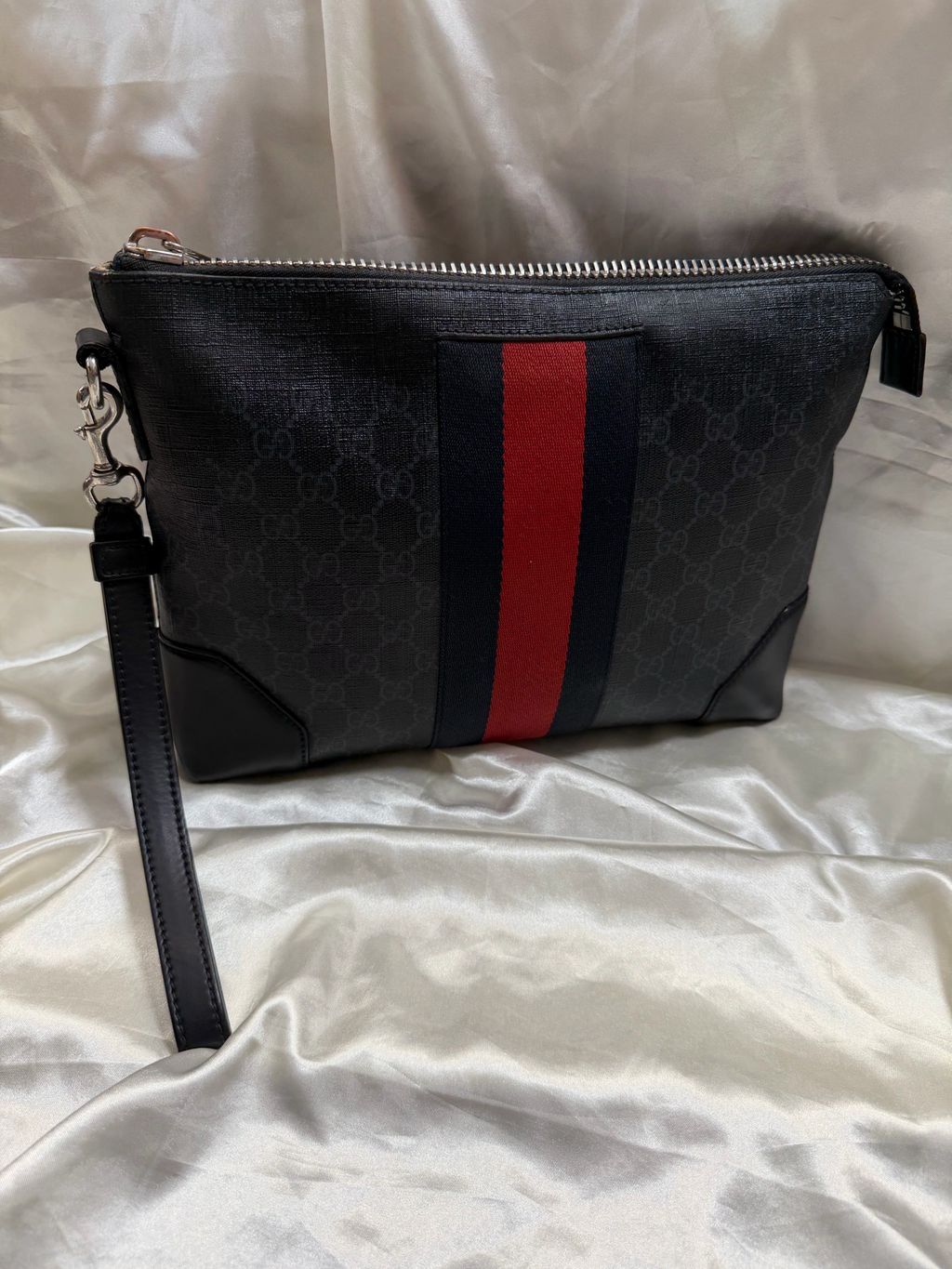 Gucci Supreme Web Clutch Zipper Toiletry