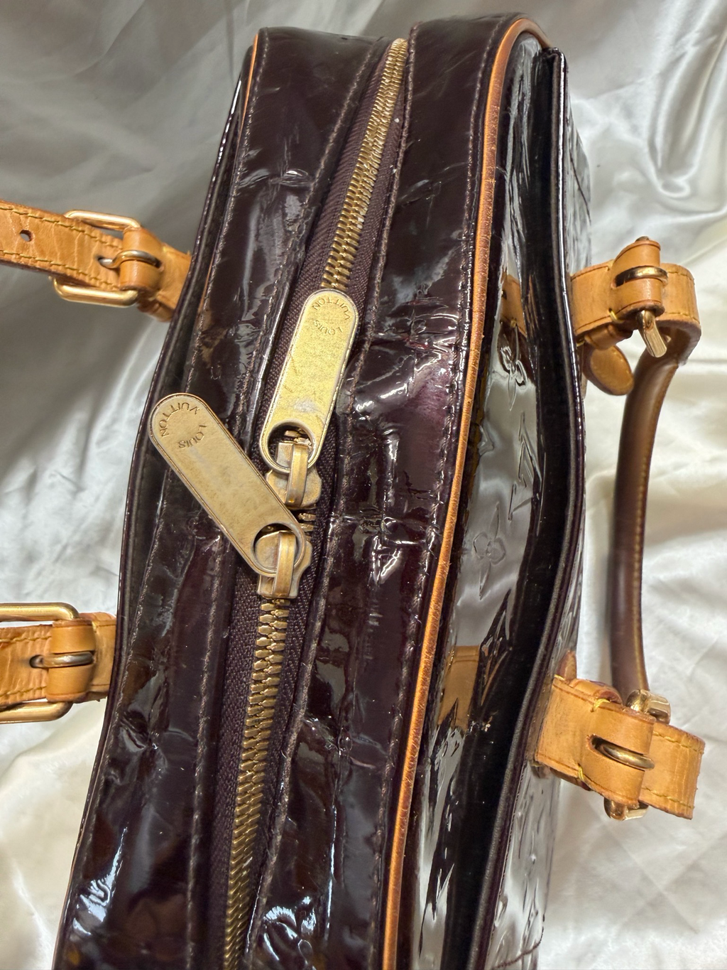 Louis Vuitton Summit Drive Tote Vernis Amarante Patent