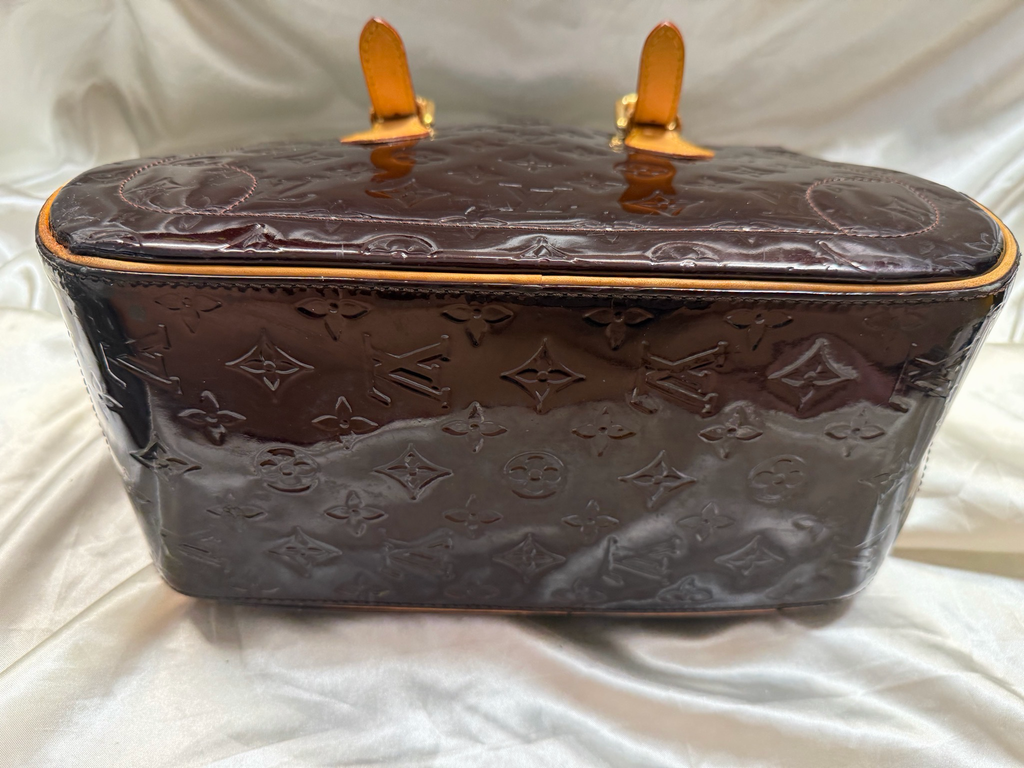 Louis Vuitton Summit Drive Tote Vernis Amarante Patent
