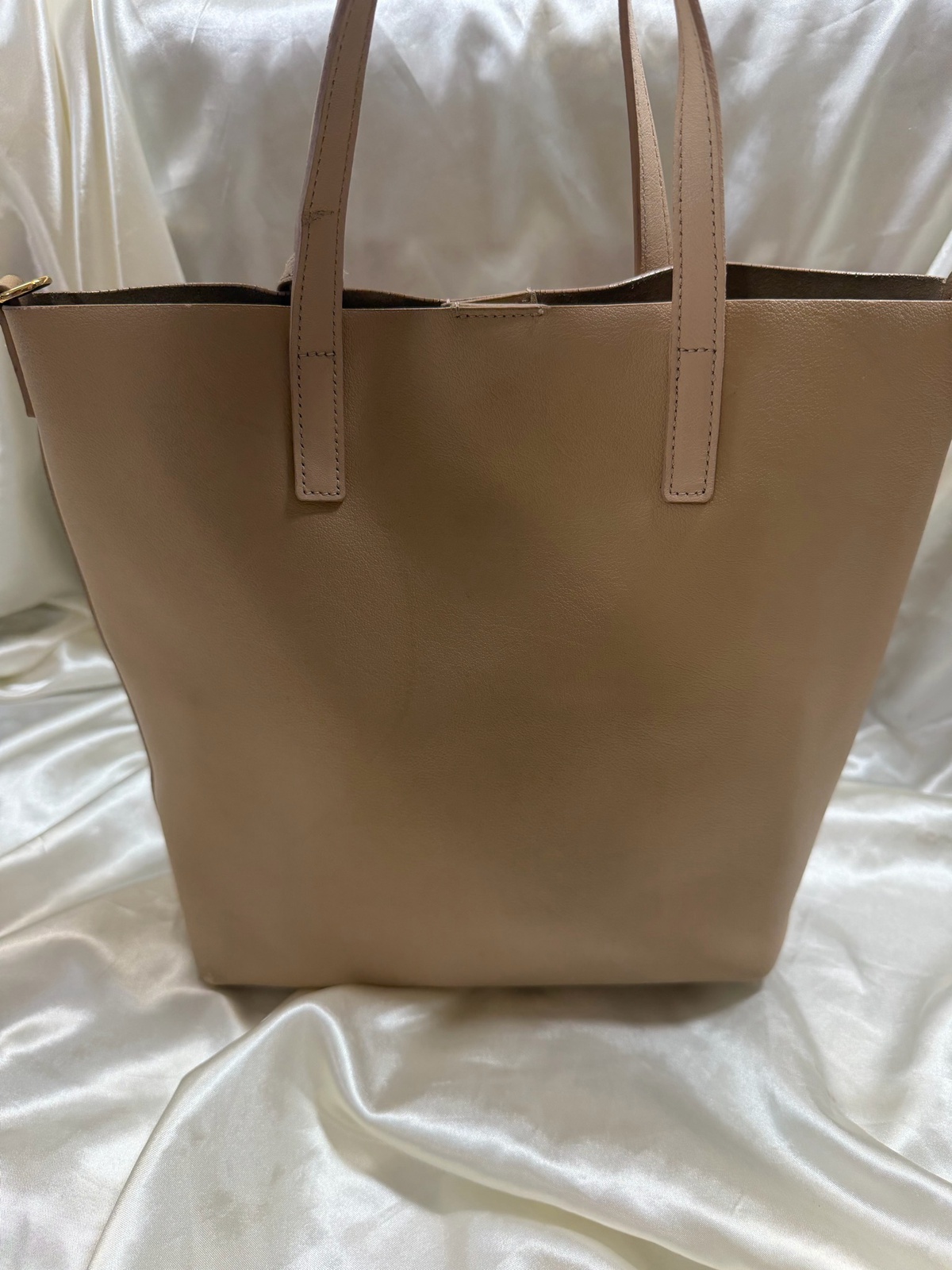 Saint Laurent Shopping Toy Tote Sling
