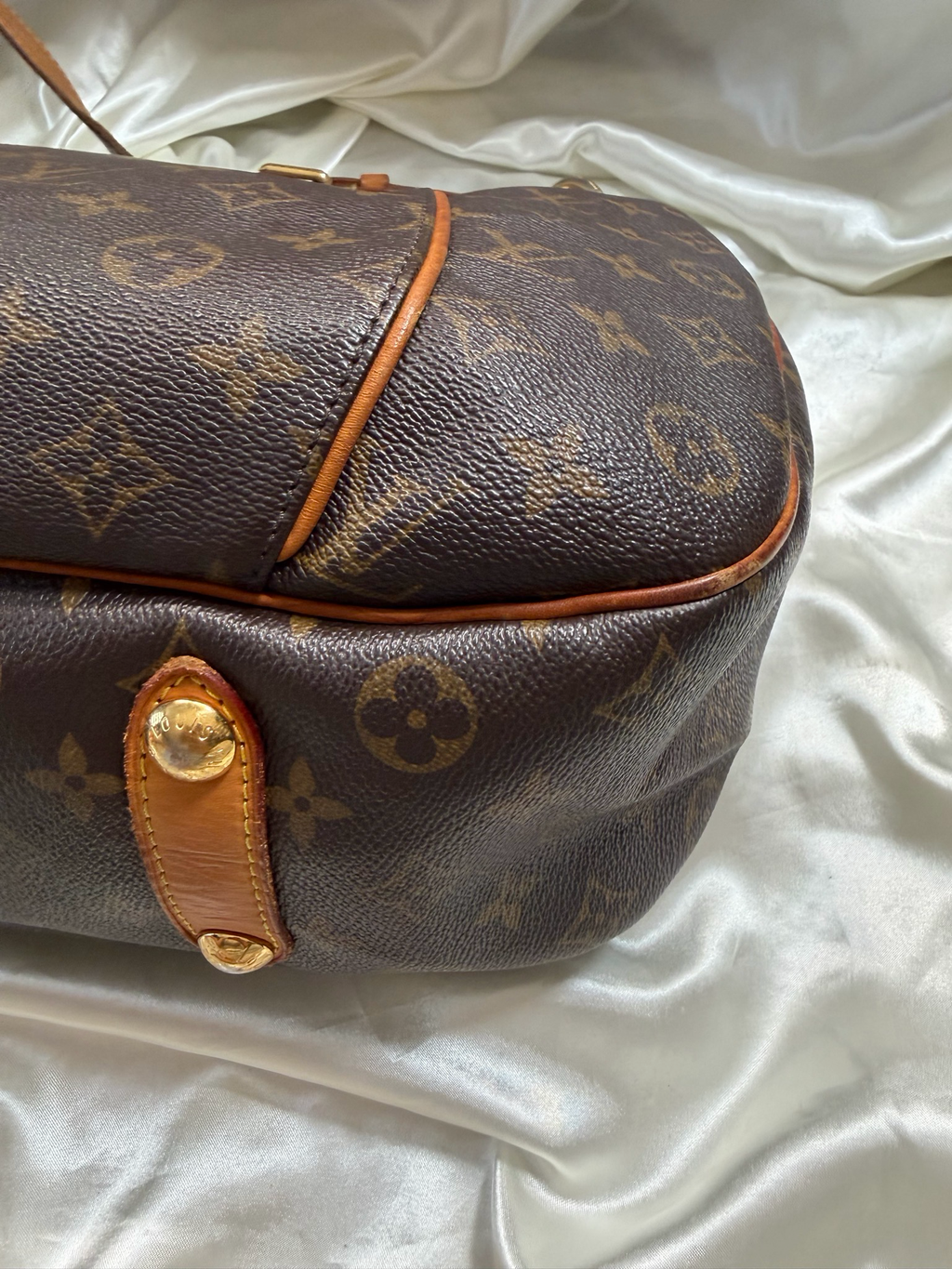 Louis Vuitton Galliera Pm Monogram Hobo Shoulder