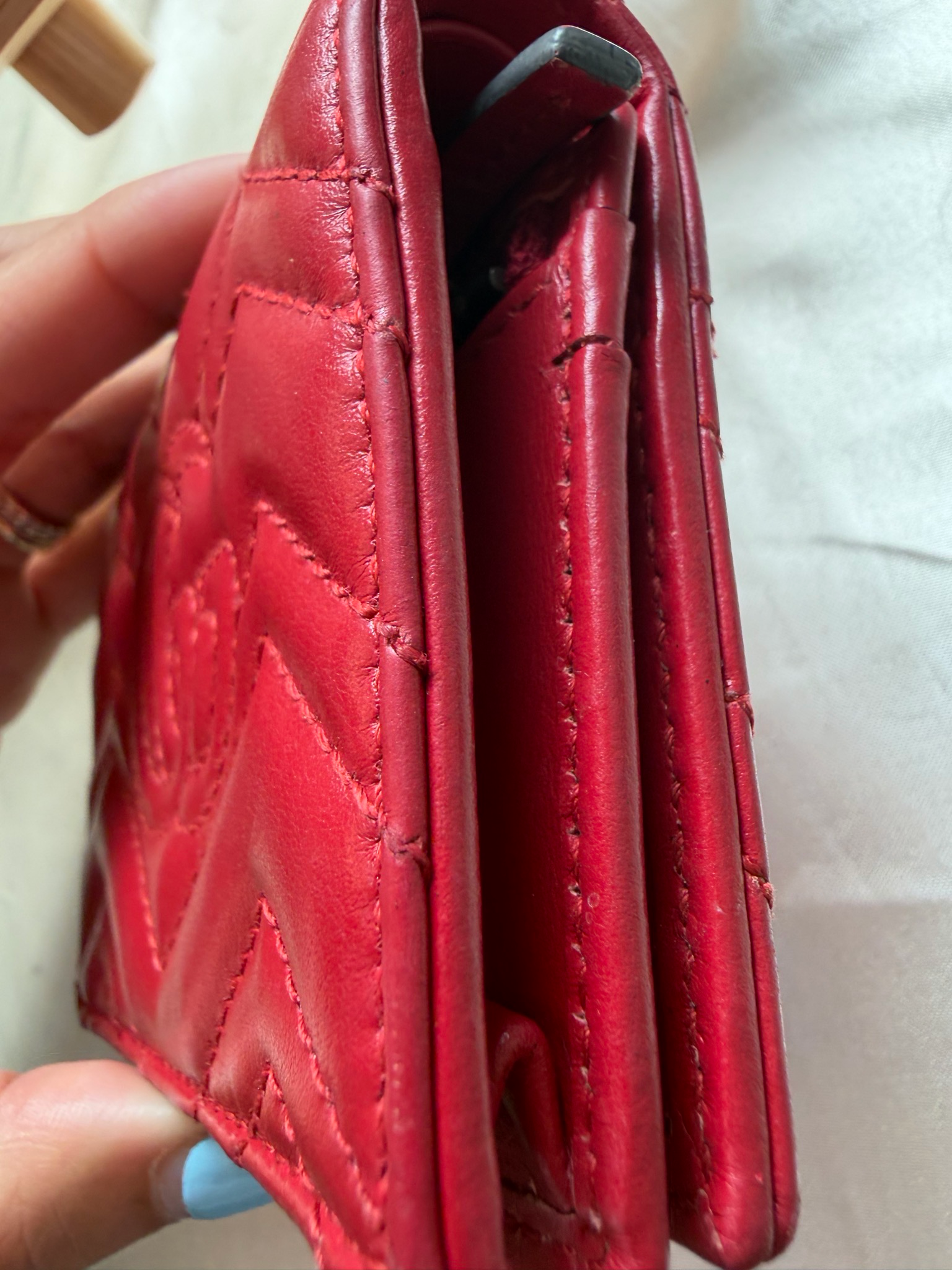 Gucci Marmont Card Wallet Holder in Red
