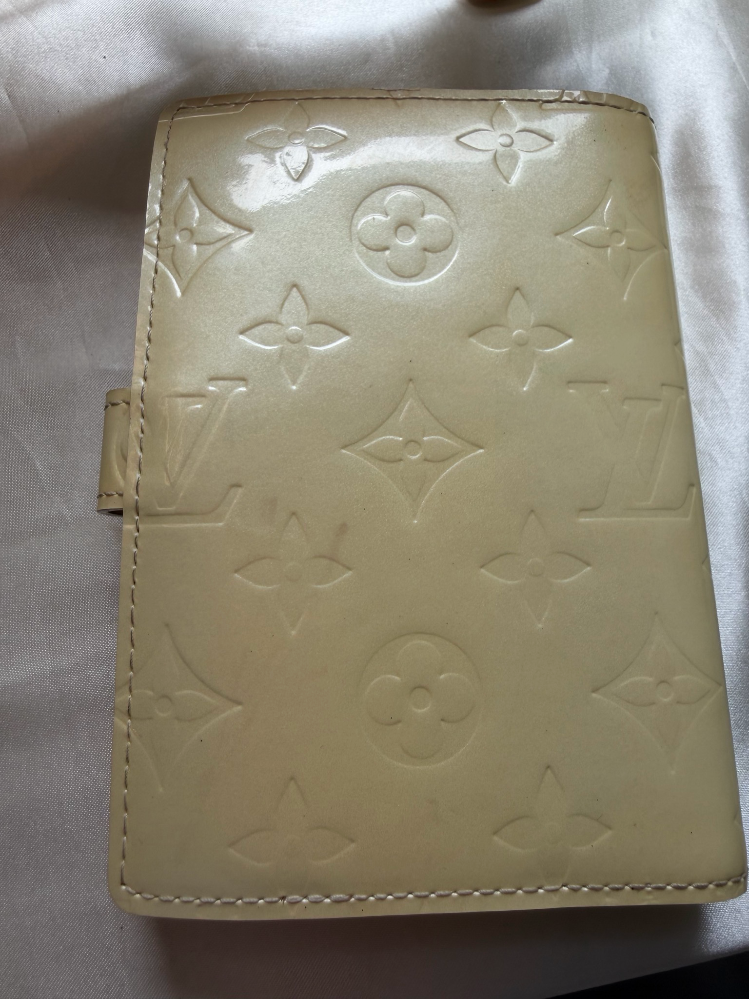 Louis Vuitton Vernis Patent Agenda Pm