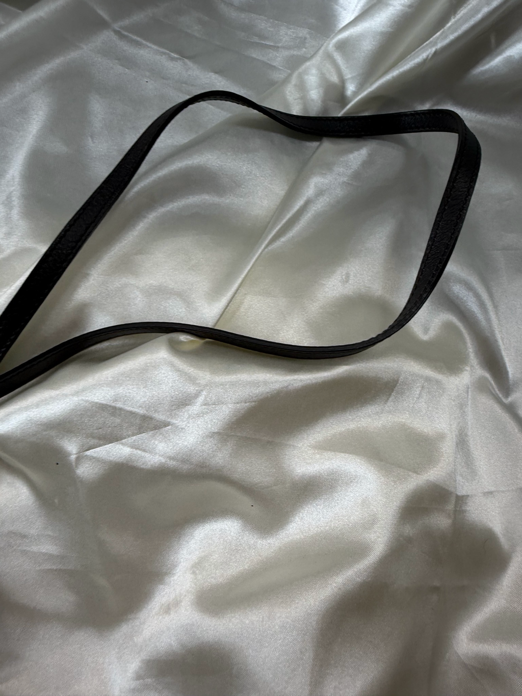 Gucci Lovely Heart Pochette Crossbody Sling