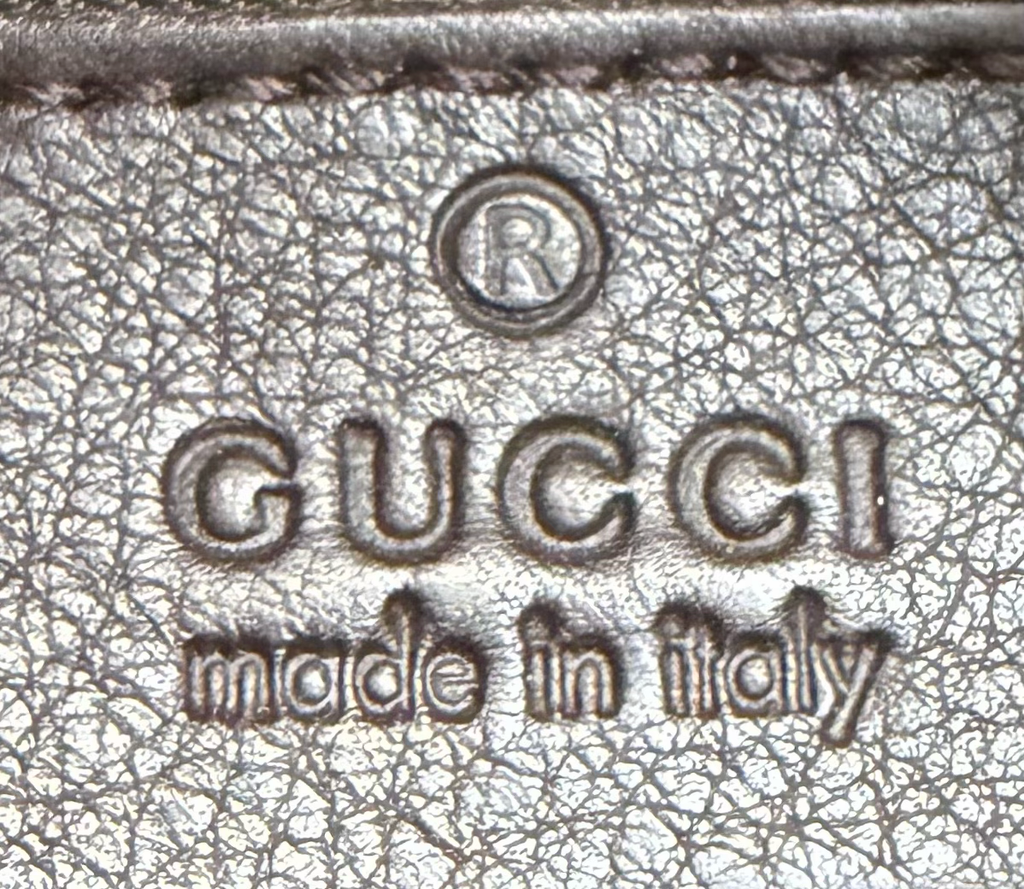 Gucci Lovely Heart Pochette Crossbody Sling