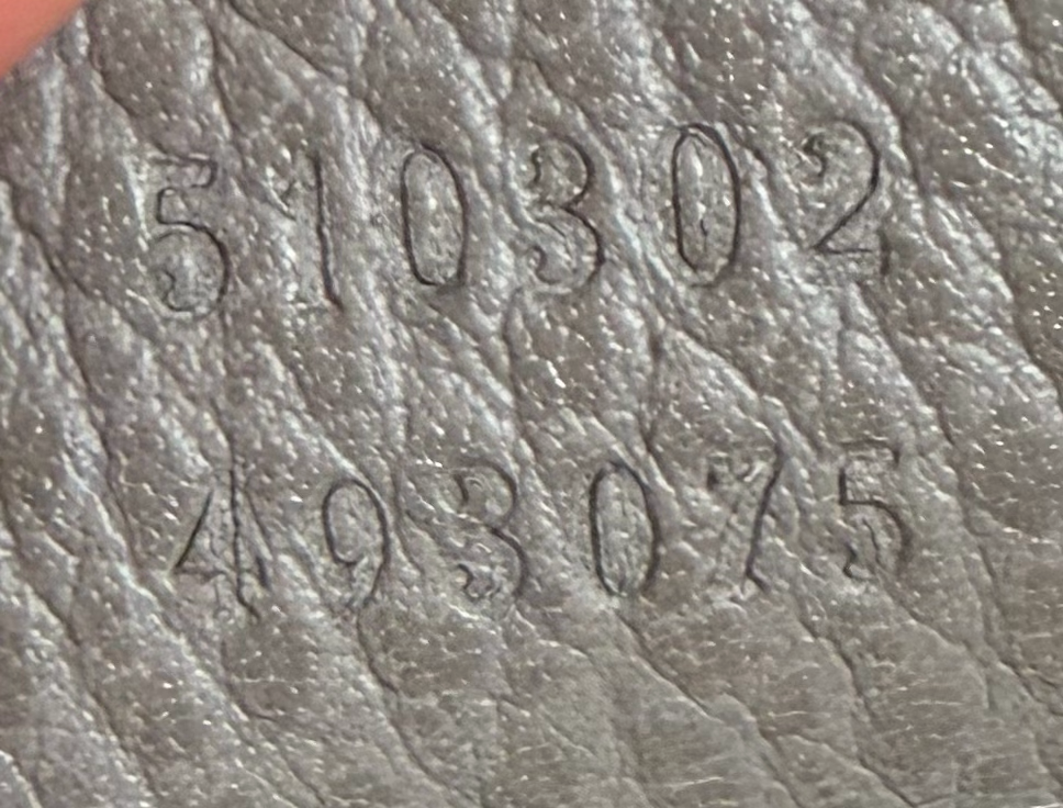 Gucci Dollar Interlocking Pebbled Leather in Gray