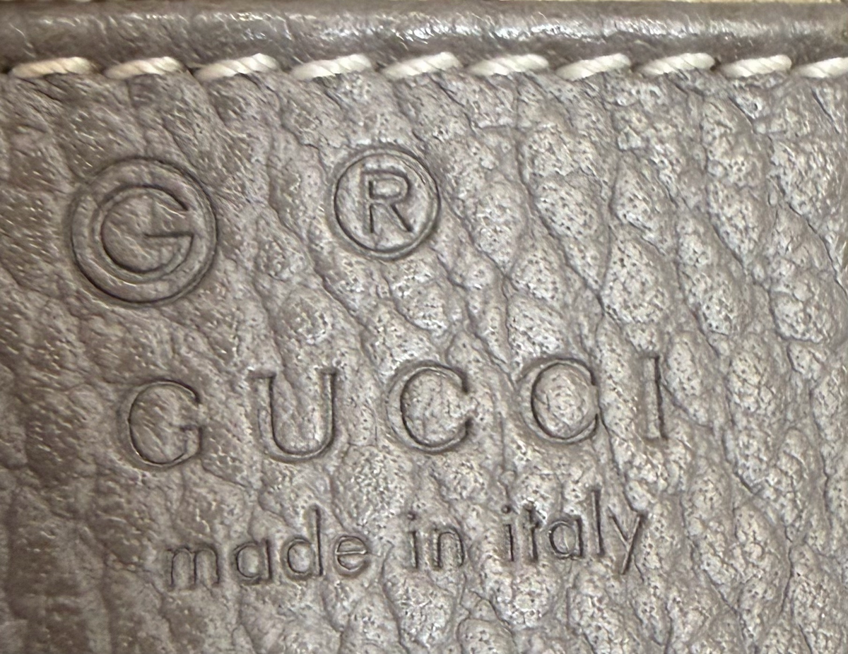 Gucci Dollar Interlocking Pebbled Leather in Gray