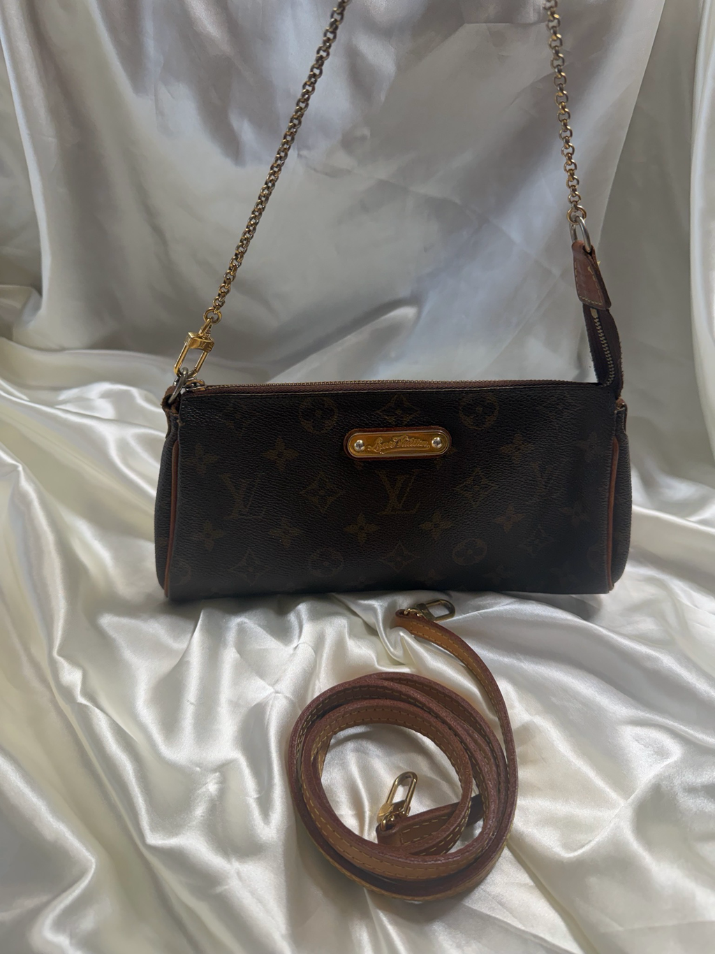 Louis Vuitton Monogram Eva Pochette Crossbody Sling