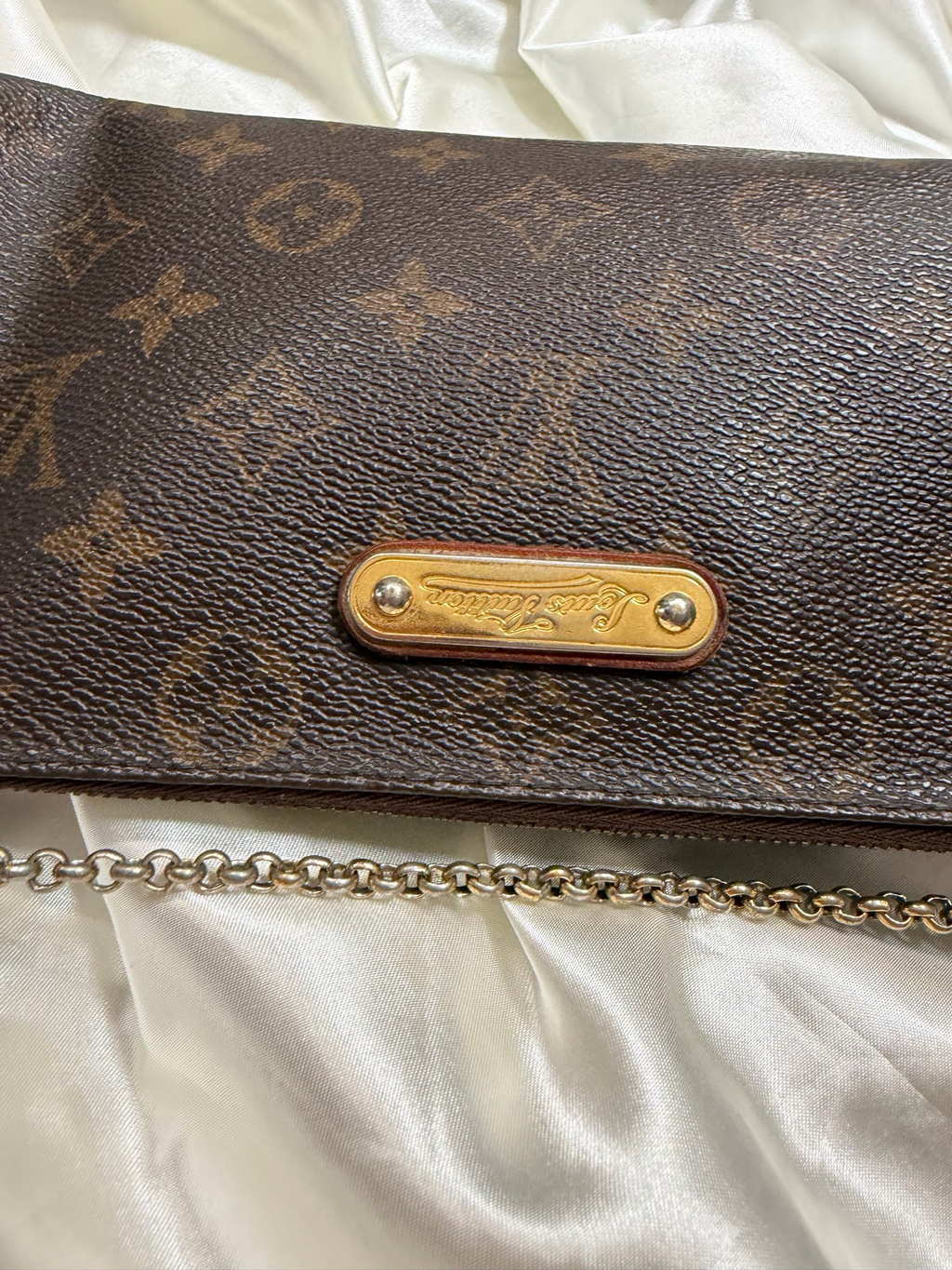 Louis Vuitton Monogram Eva Pochette Crossbody Sling