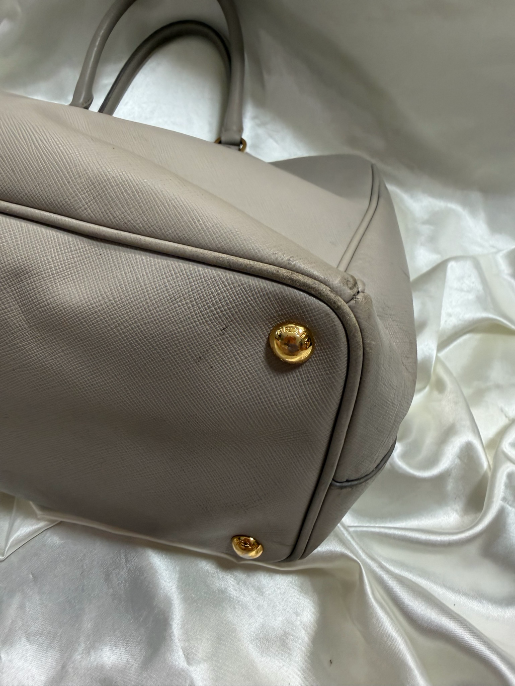 Prada Saffiano Galliera Medium in Gray