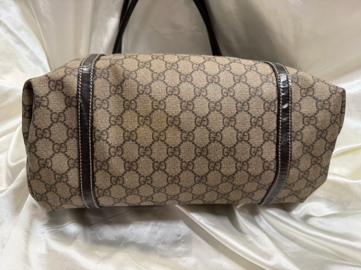Gucci Monogram Supreme Joy Tote Medium