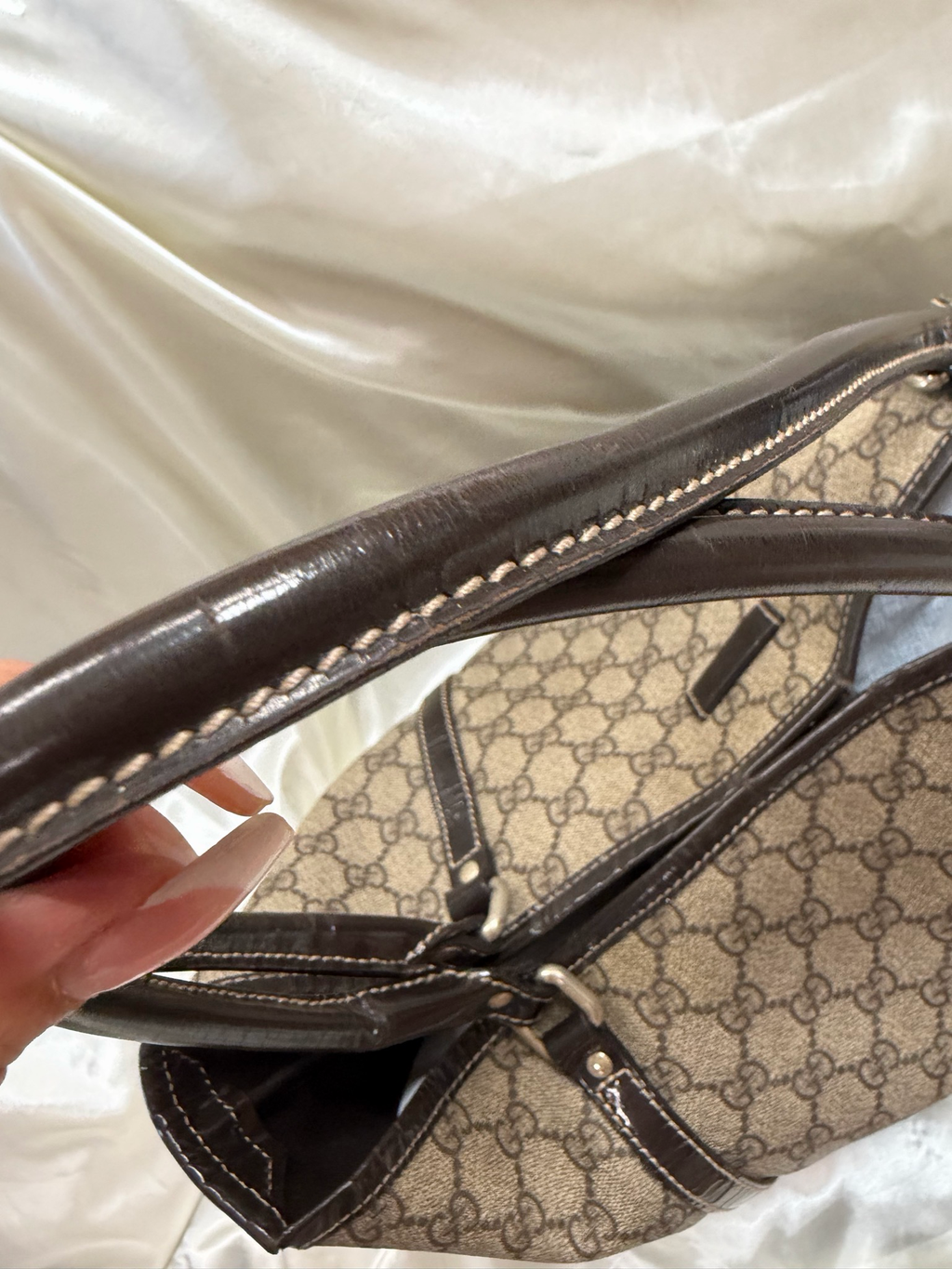 Gucci Monogram Supreme Joy Tote Medium