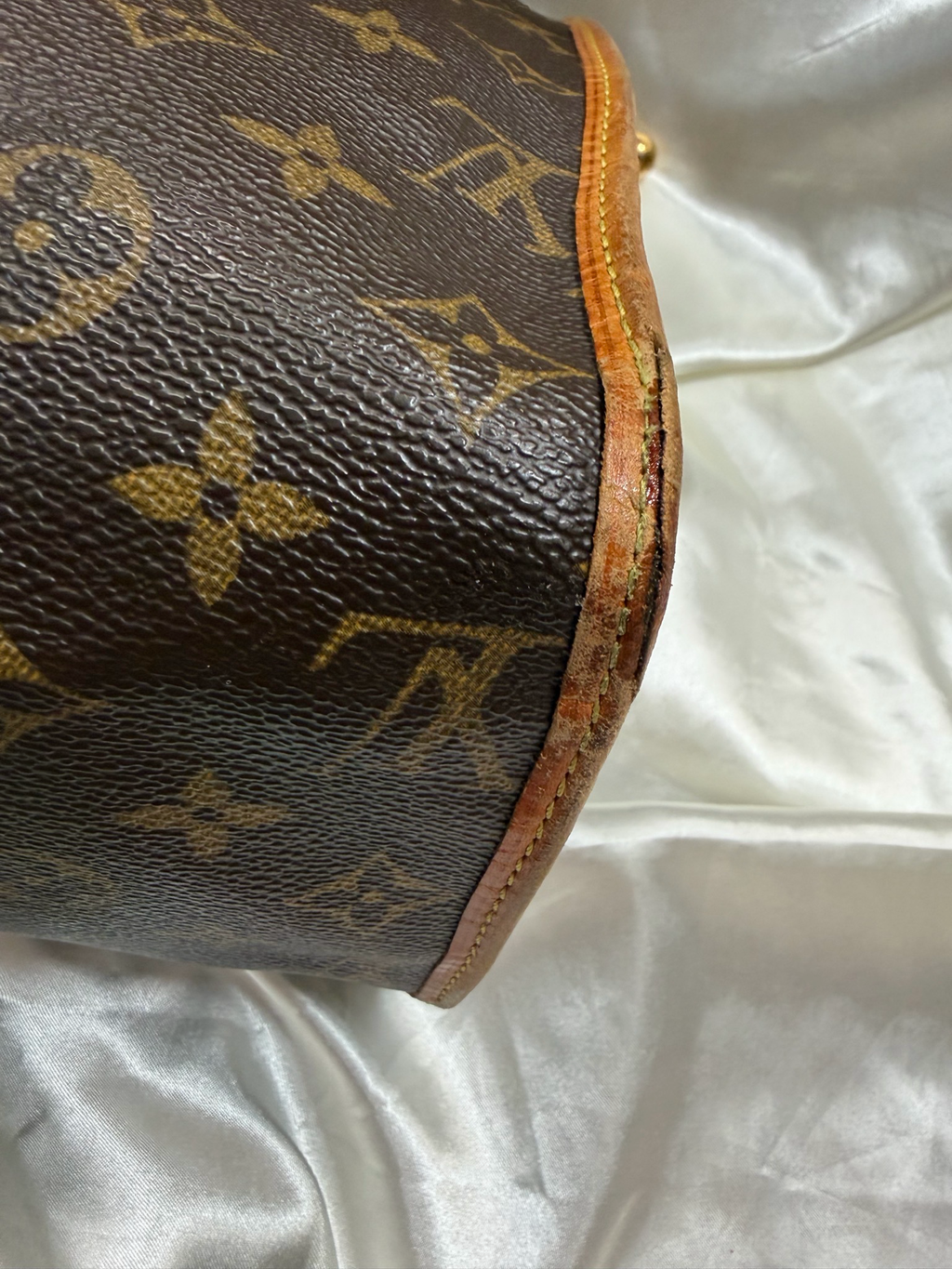 Louis Vuitton Monogram Popincourt Haut Shoulder Bag