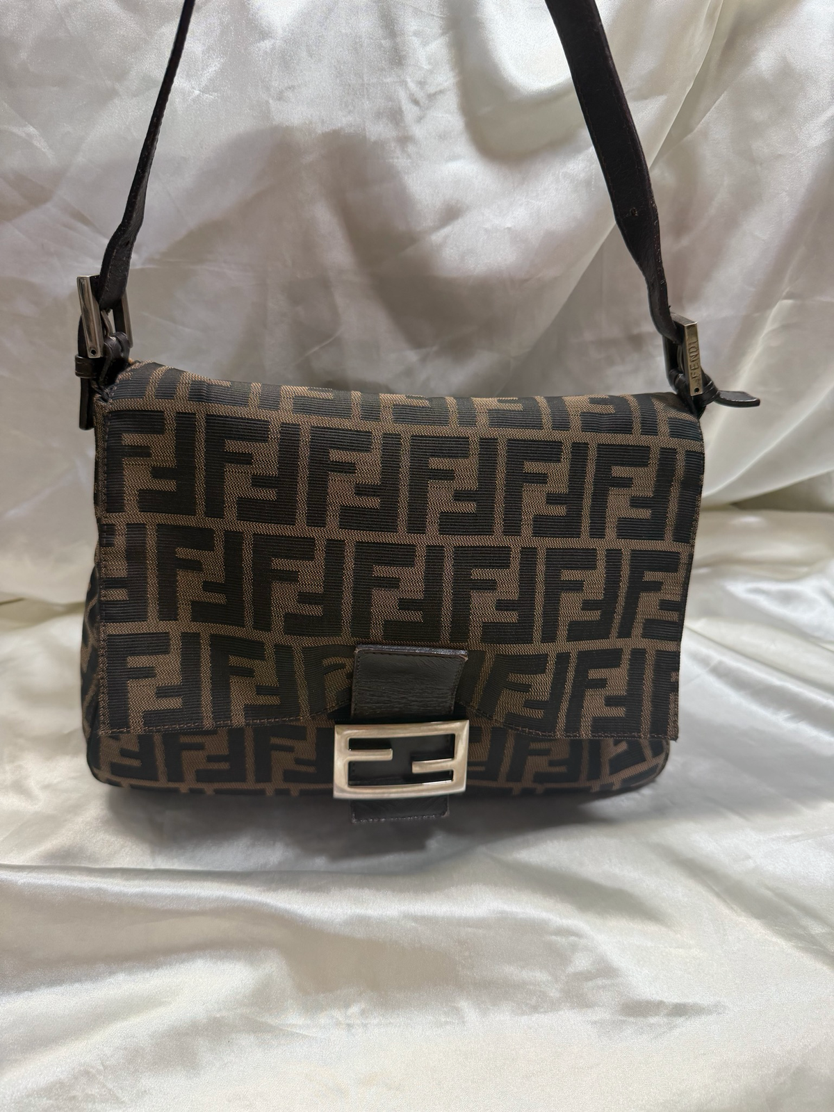 Fendi Mama Baguette Flap in Tobacco