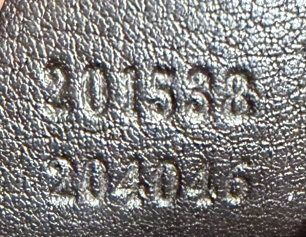 Gucci Monogram Leather Flat Messenger in Black