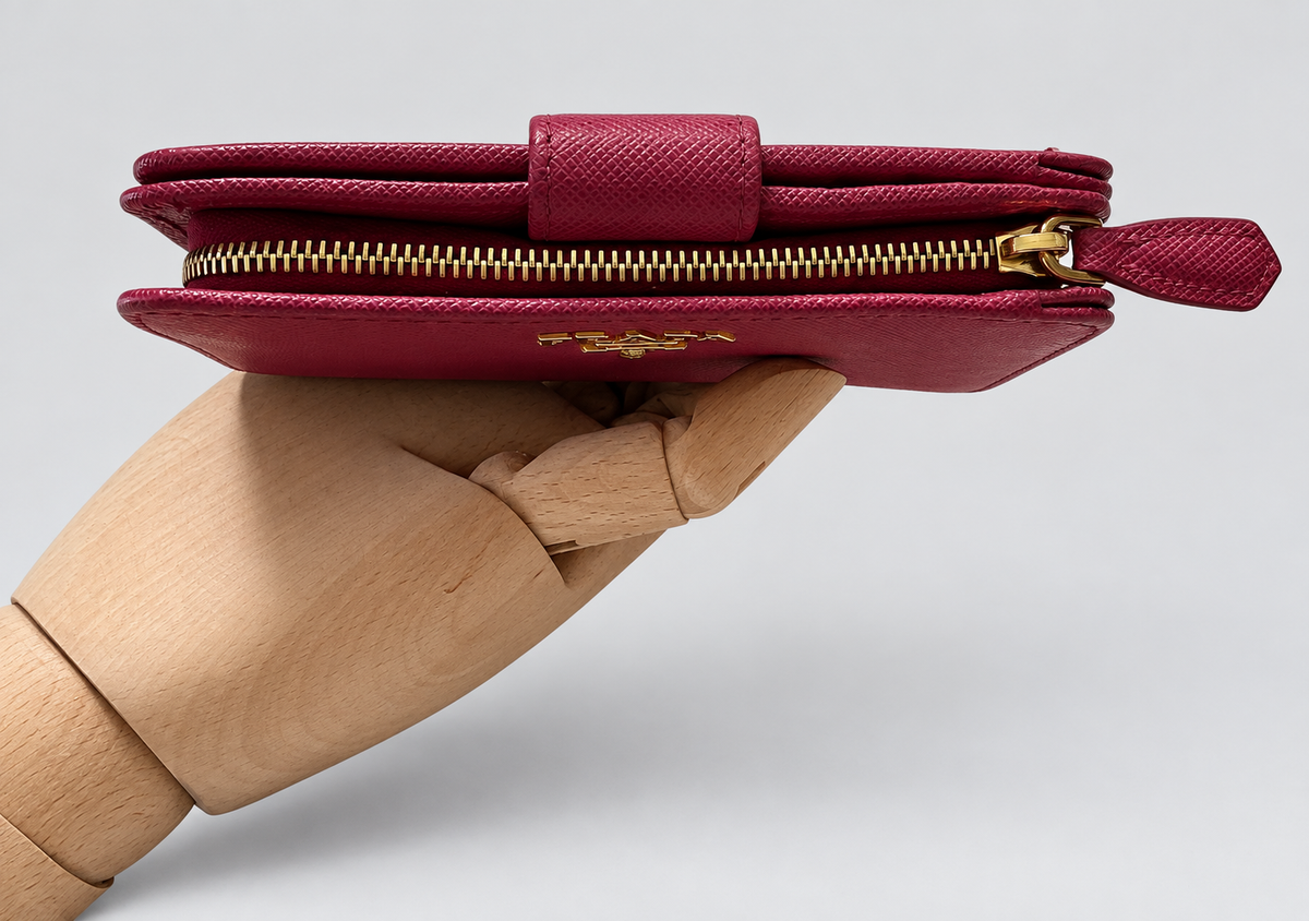 Prada Saffiano Wallet in Pink