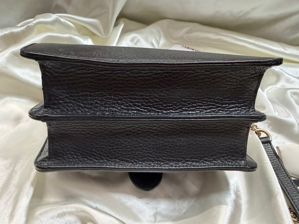 Gucci Pebbled Leather Dollar Interlocking Camera Crossbody Bag Sling