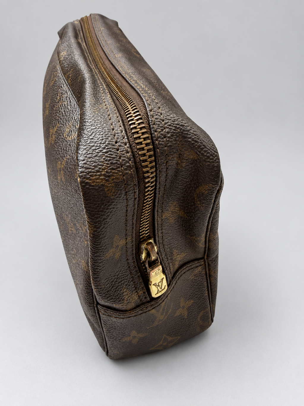 Louis Vuitton Monogram Trousse Toiletry Clutch Pouch Bag