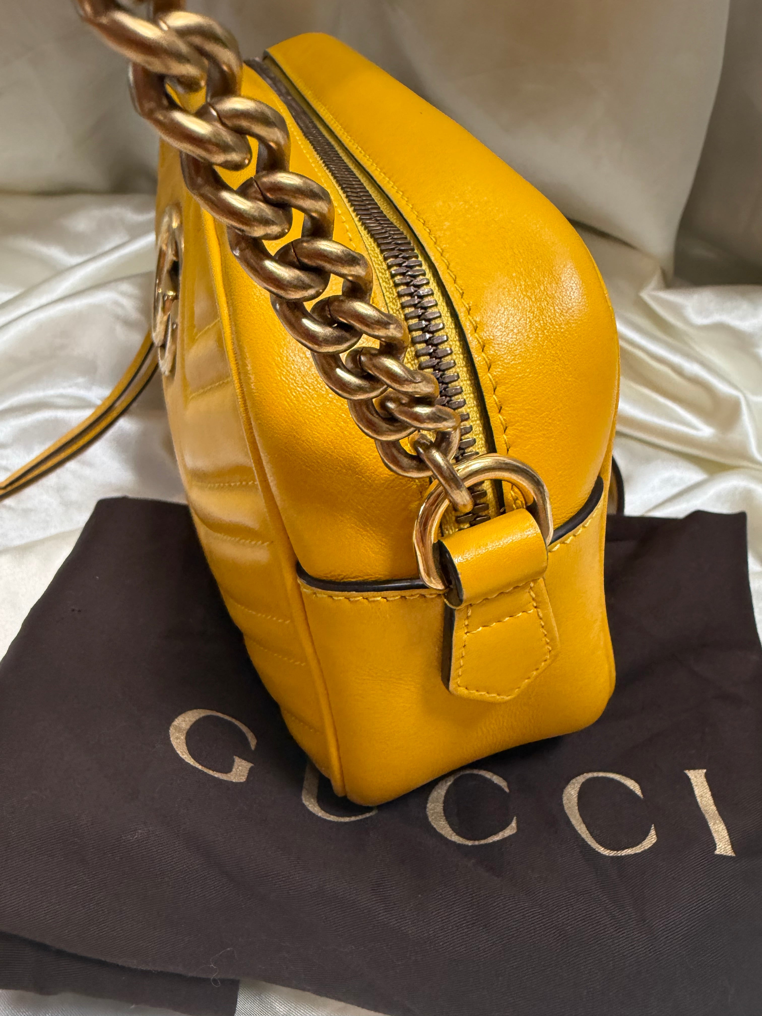 Gucci Marmont Matelasse Camera Bag Crossbody Sling Small in Yellow
