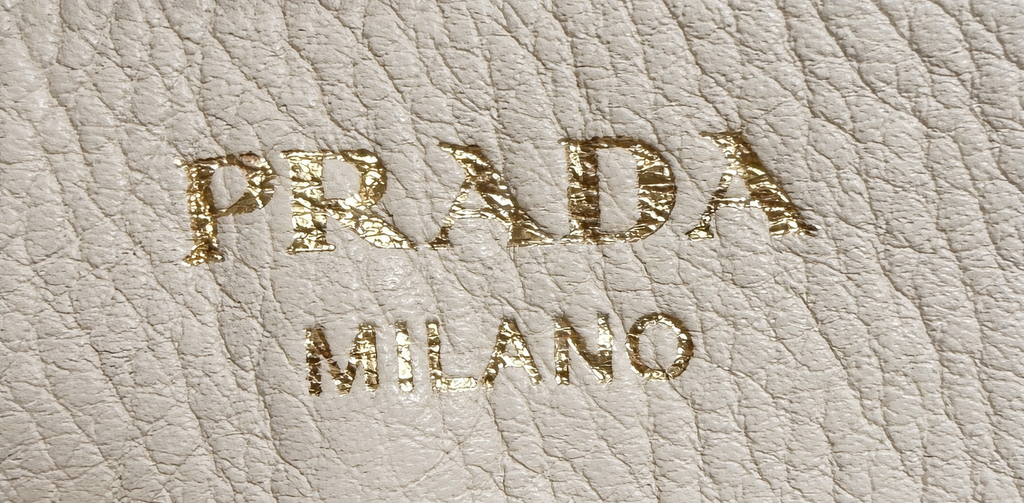 Prada Vitello Daino Flat Zipper Messenger Crossbody Sling