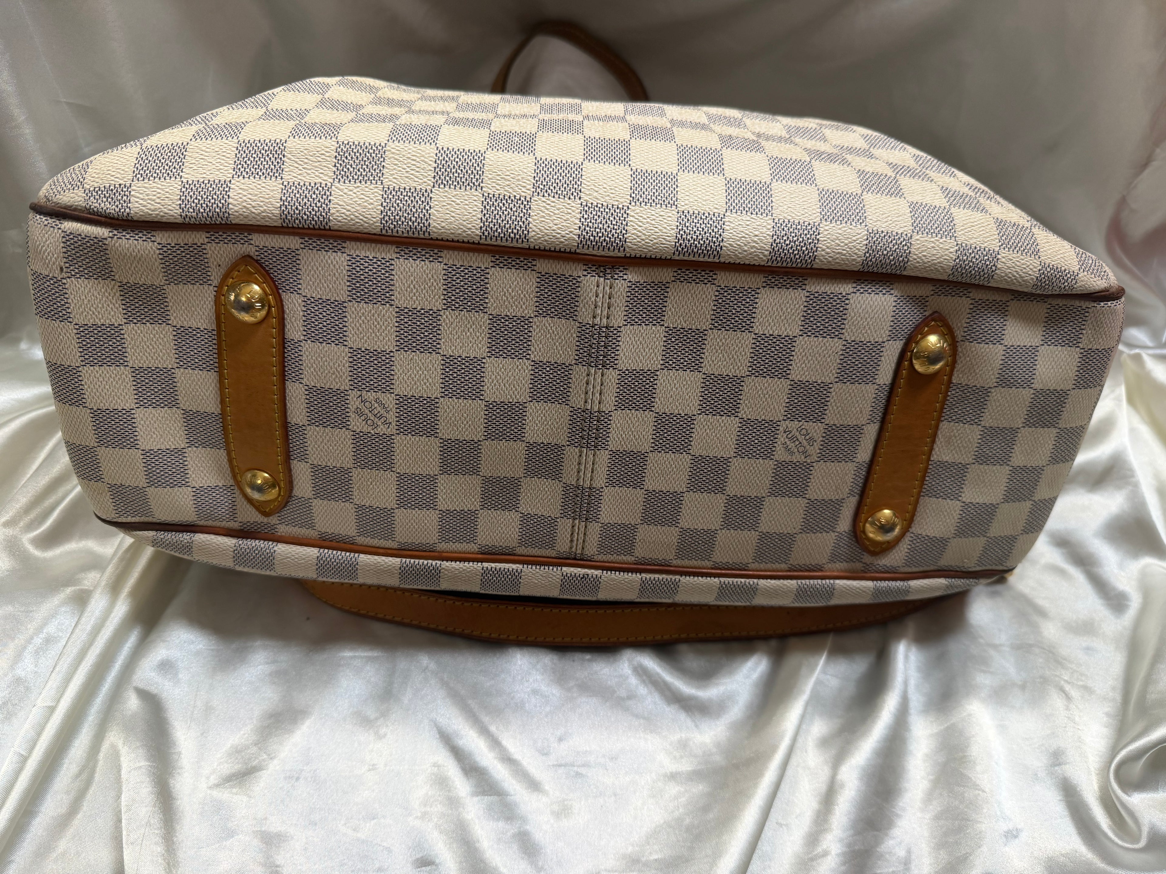 Louis Vuitton Damier Azur Siracusa Gm Crossbody Sling
