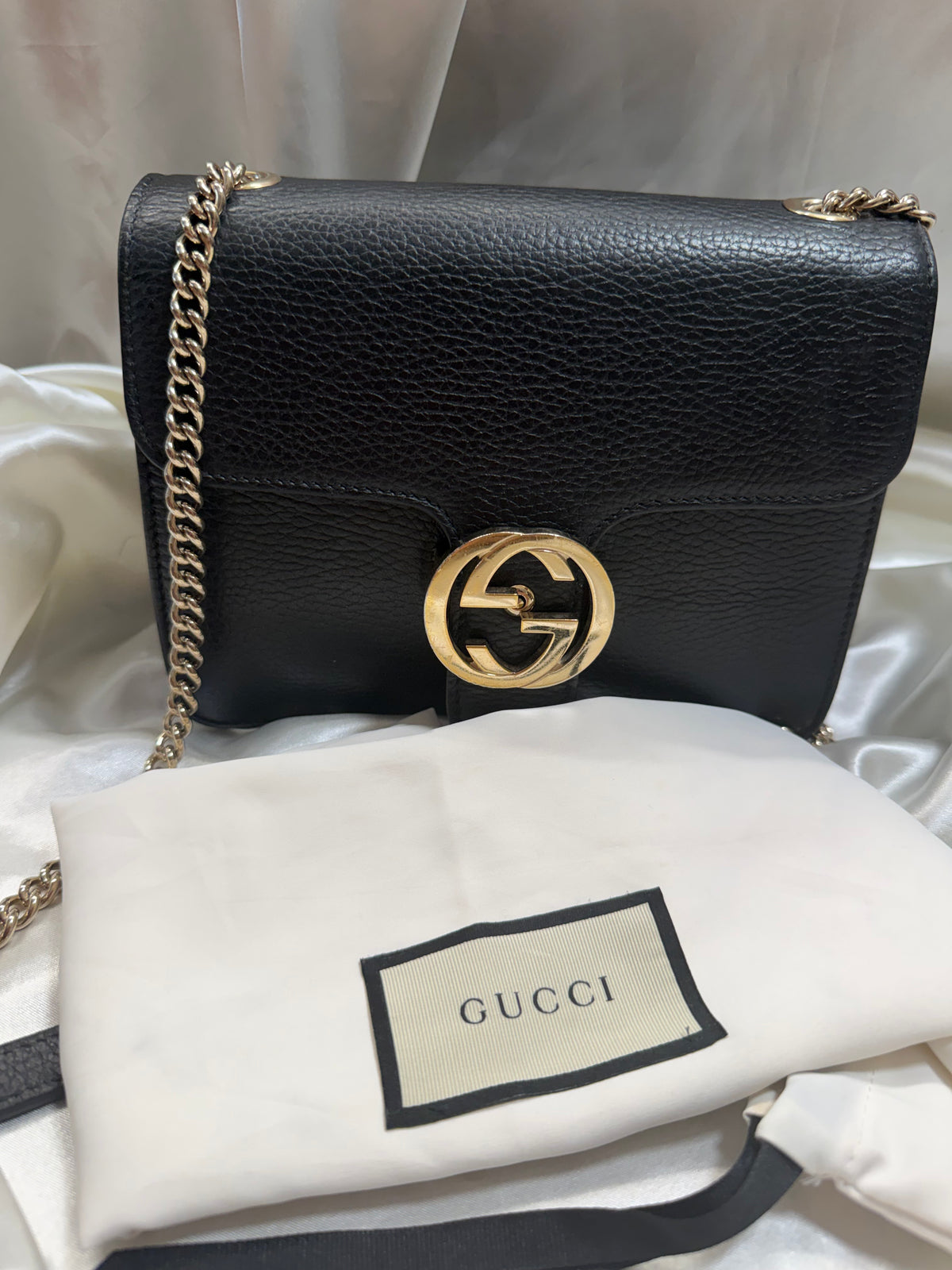 Gucci Pebbled Leather Dollar Interlocking Camera Crossbody Bag Sling