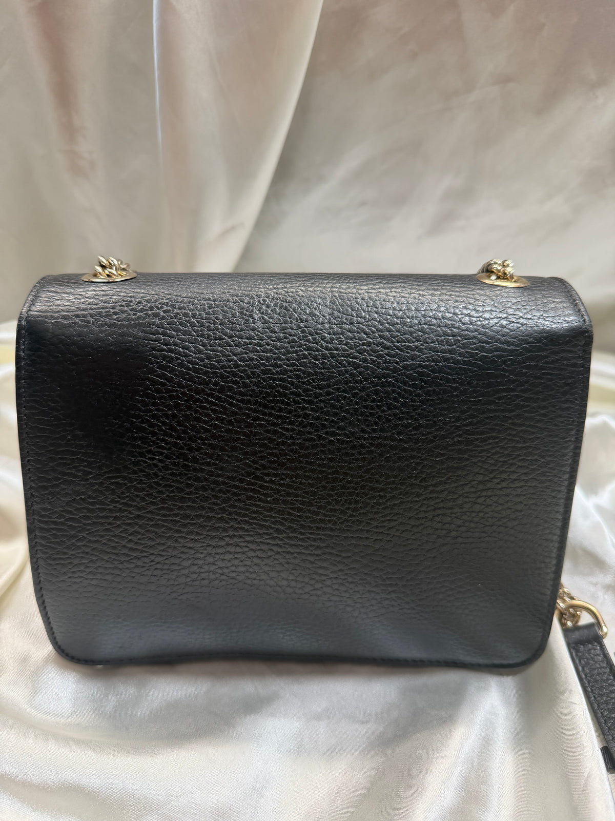 Gucci Pebbled Leather Dollar Interlocking Camera Crossbody Bag Sling
