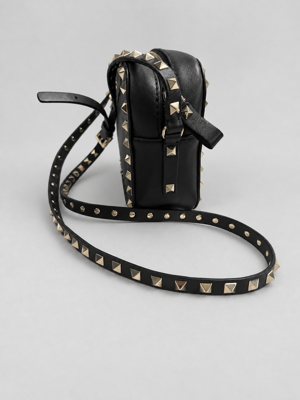 Valentino Garavani Camera Bag Crossbody Sling Messenger