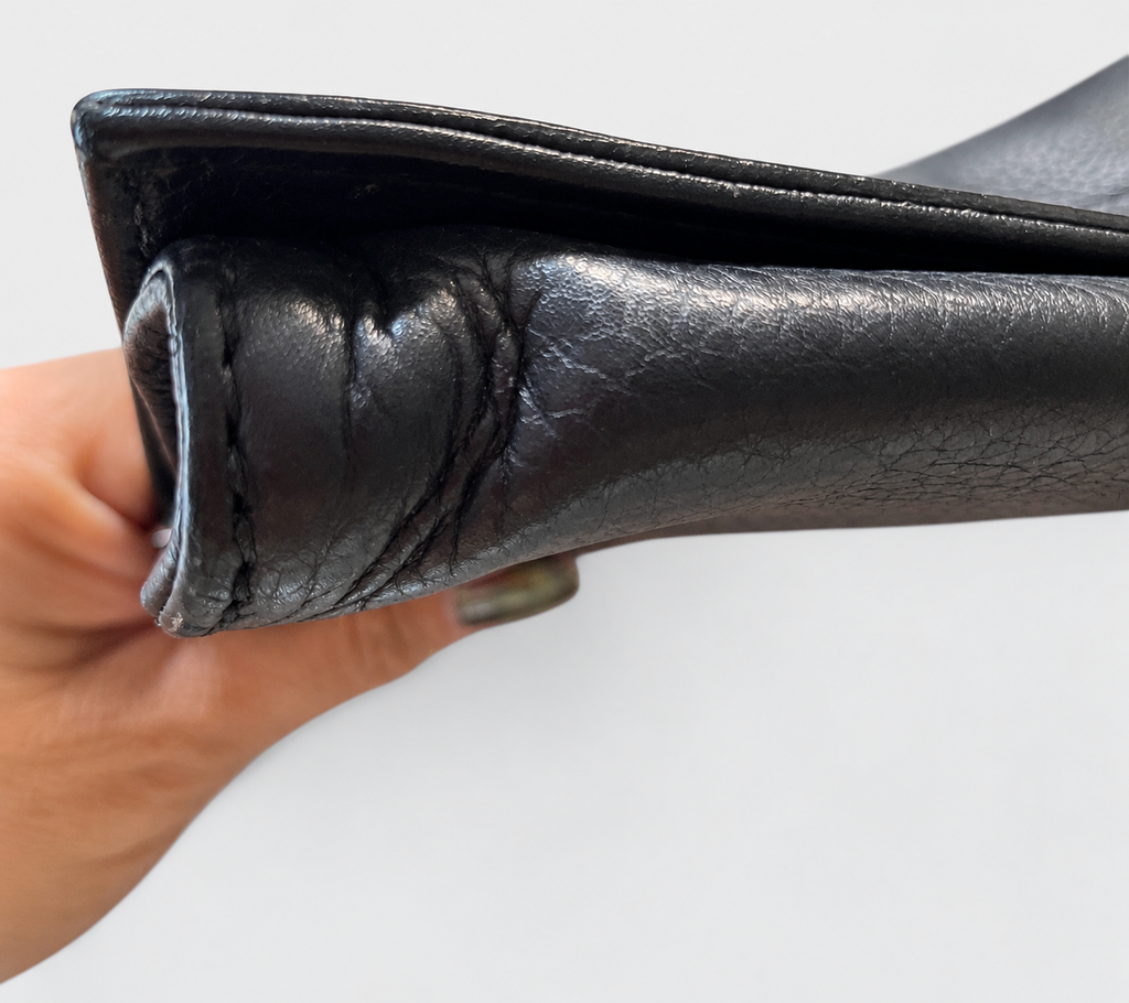 Gucci Soho Tassel Clutch Pouch Flap in Black