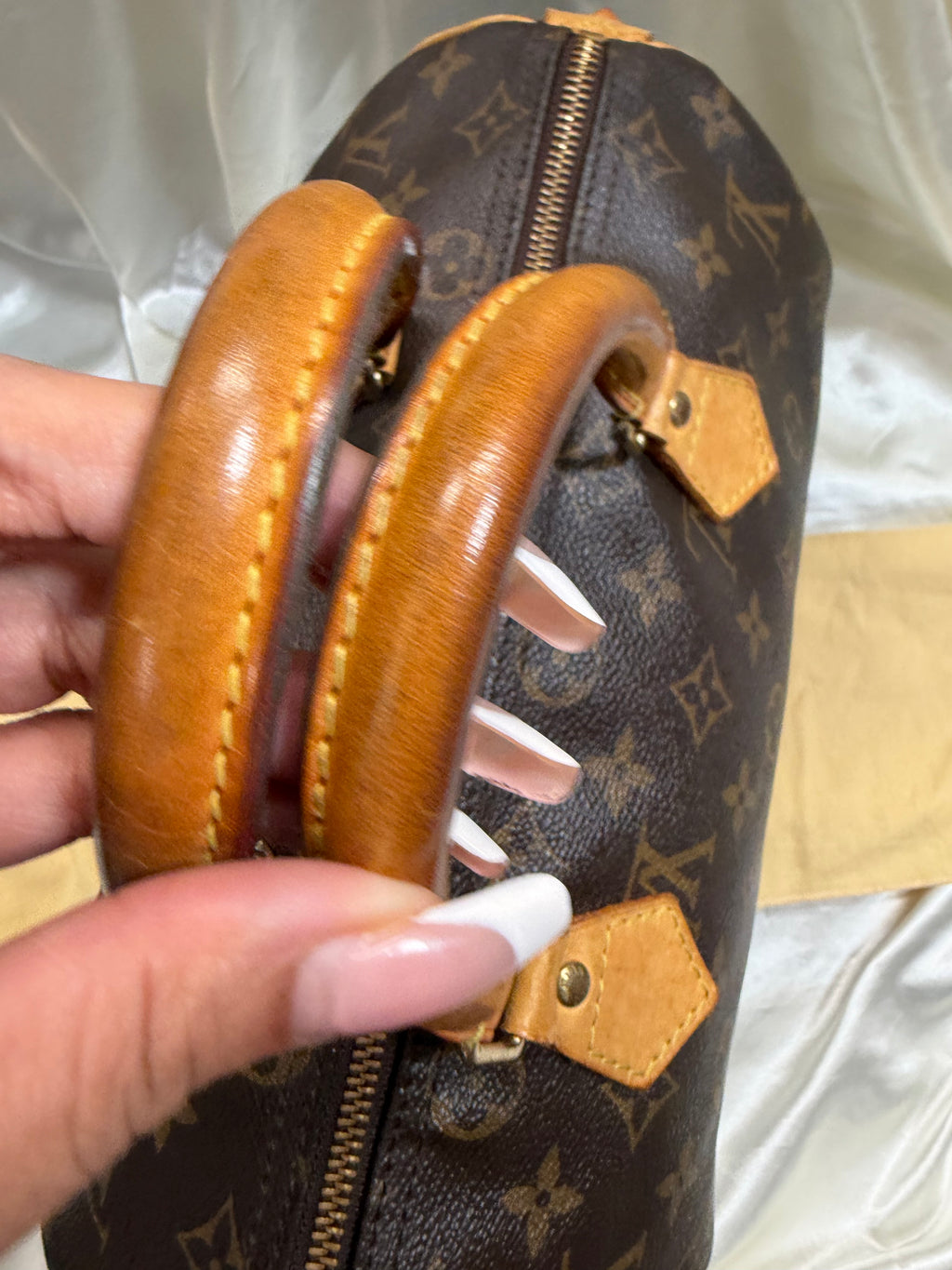Louis Vuitton Speedy Monogram 30 Satchel Boston Bowler
