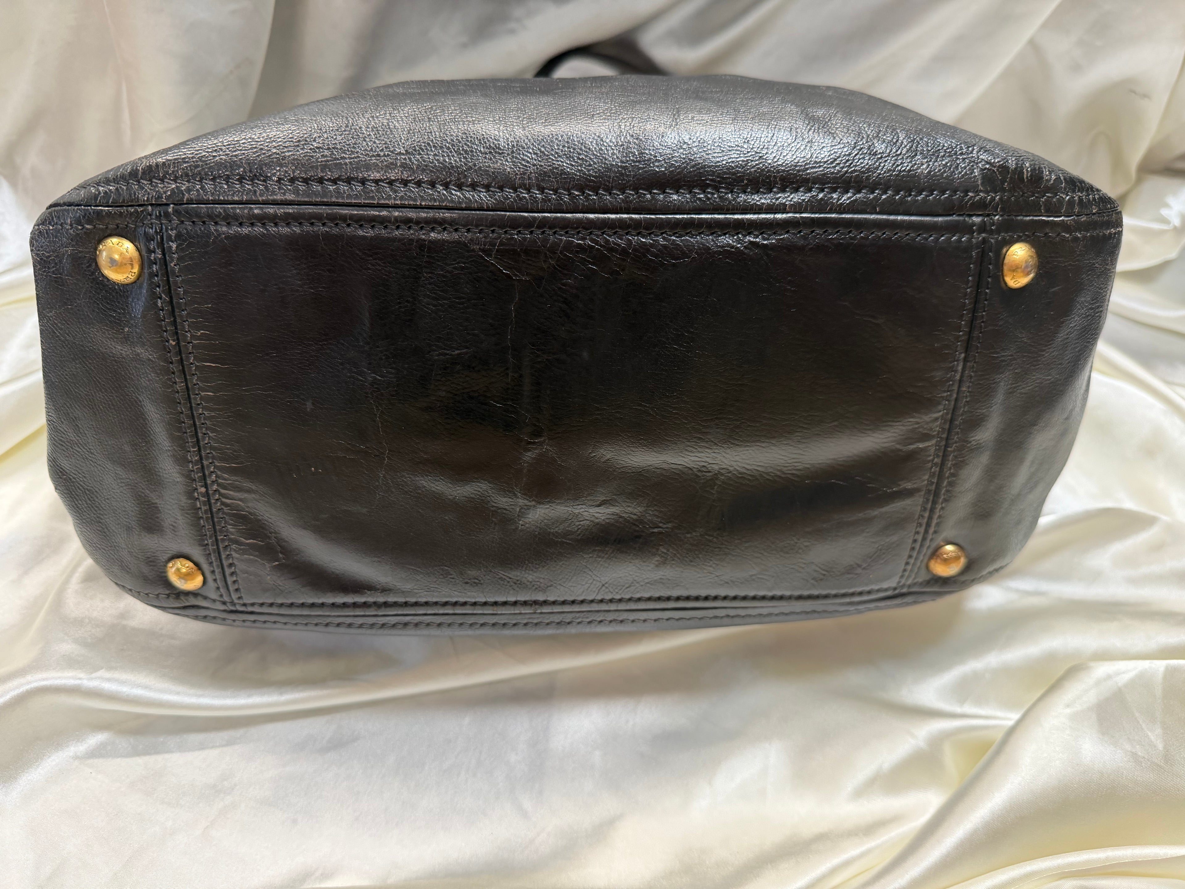 Prada Vitello Shine Hobo Shoulder Bag