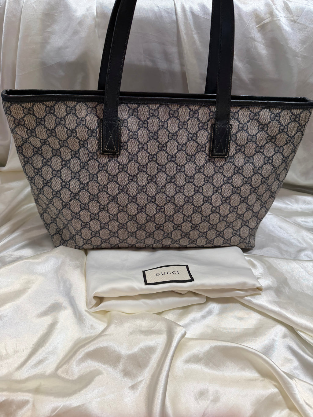 Gucci Supreme Plus Zipper Tote Monogram Coated Canvas