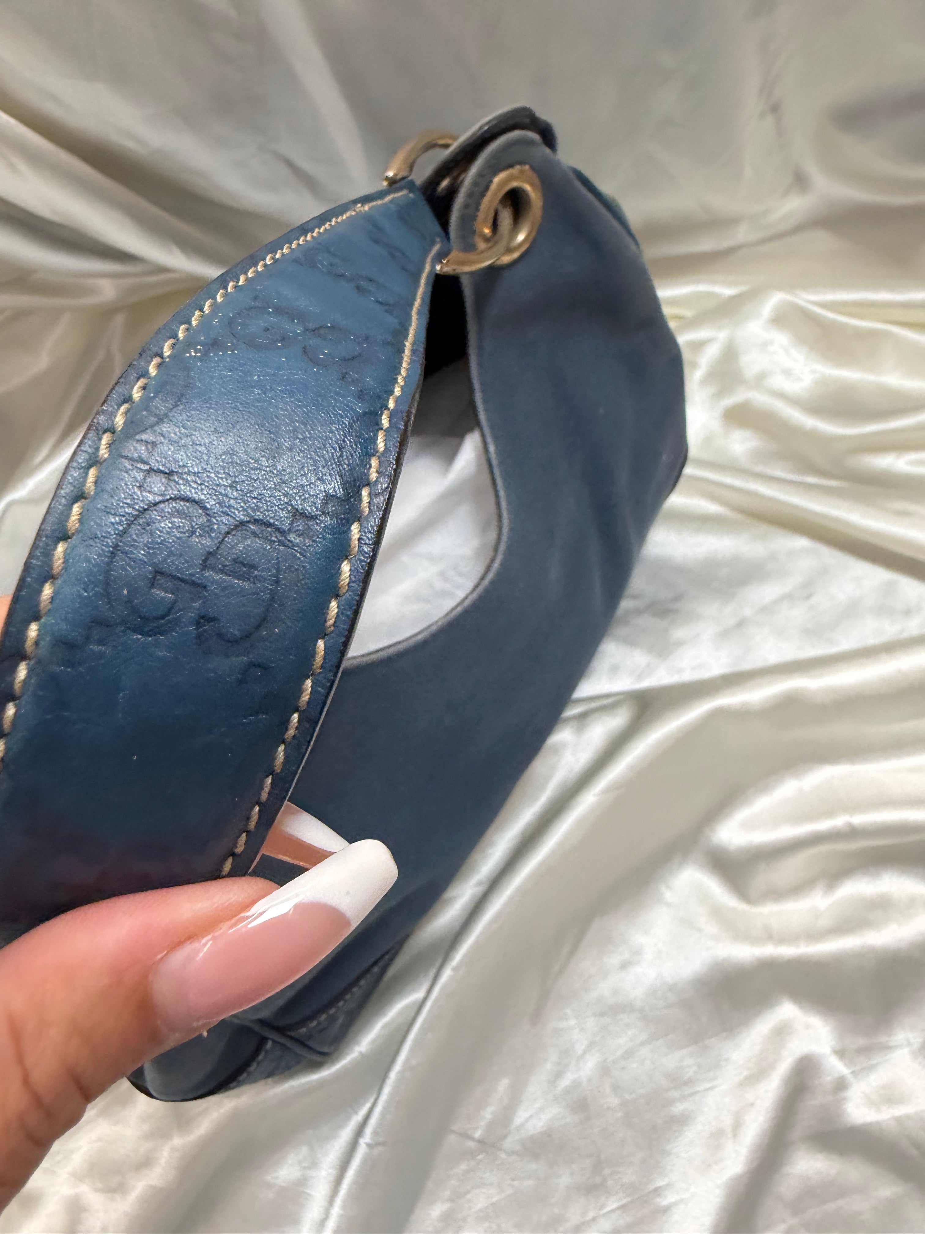 Gucci Signature Colbert Hobo Shoulder