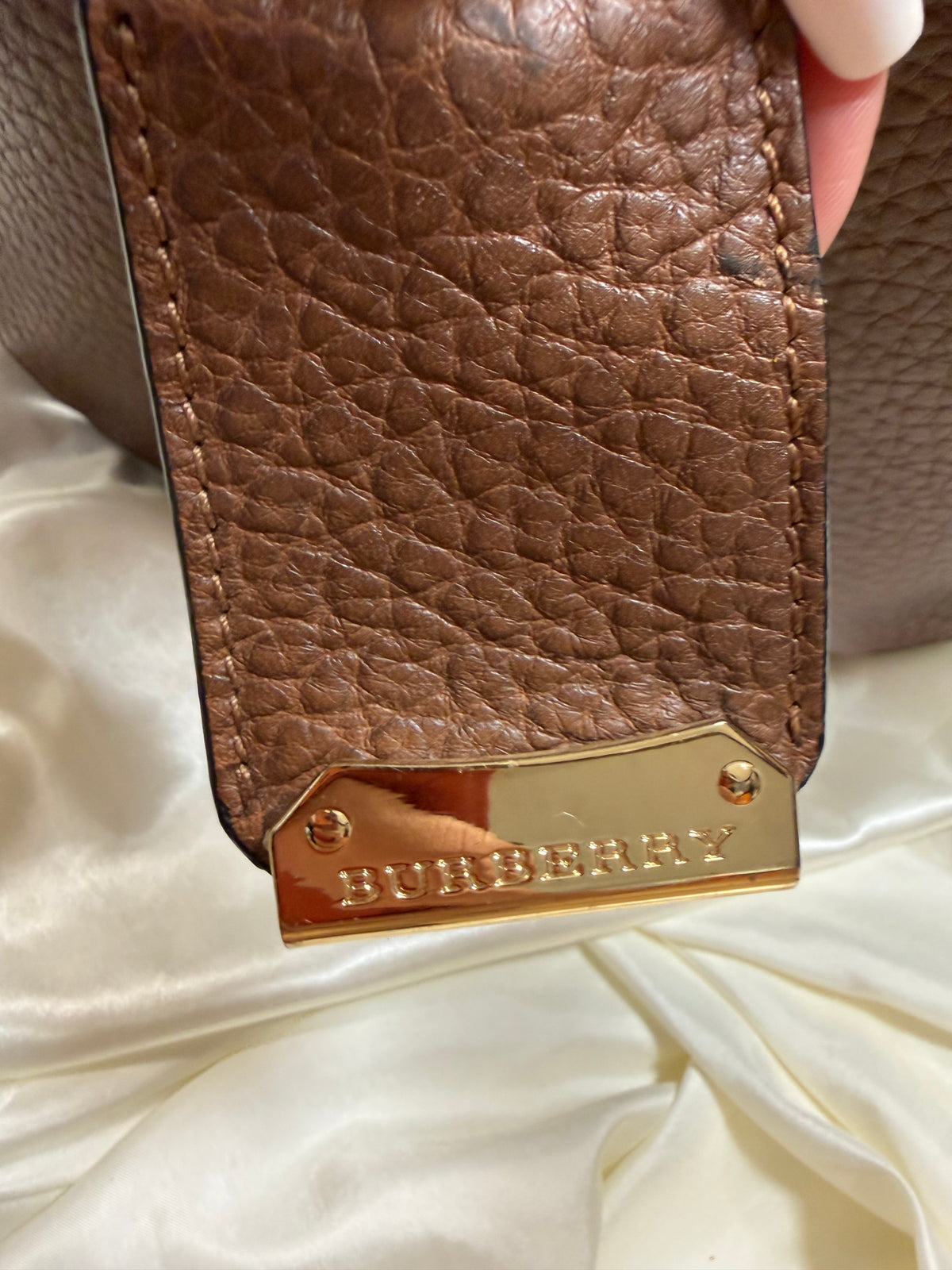 Burberry Heritage Grain Orchard Top Handle Large in Brown
