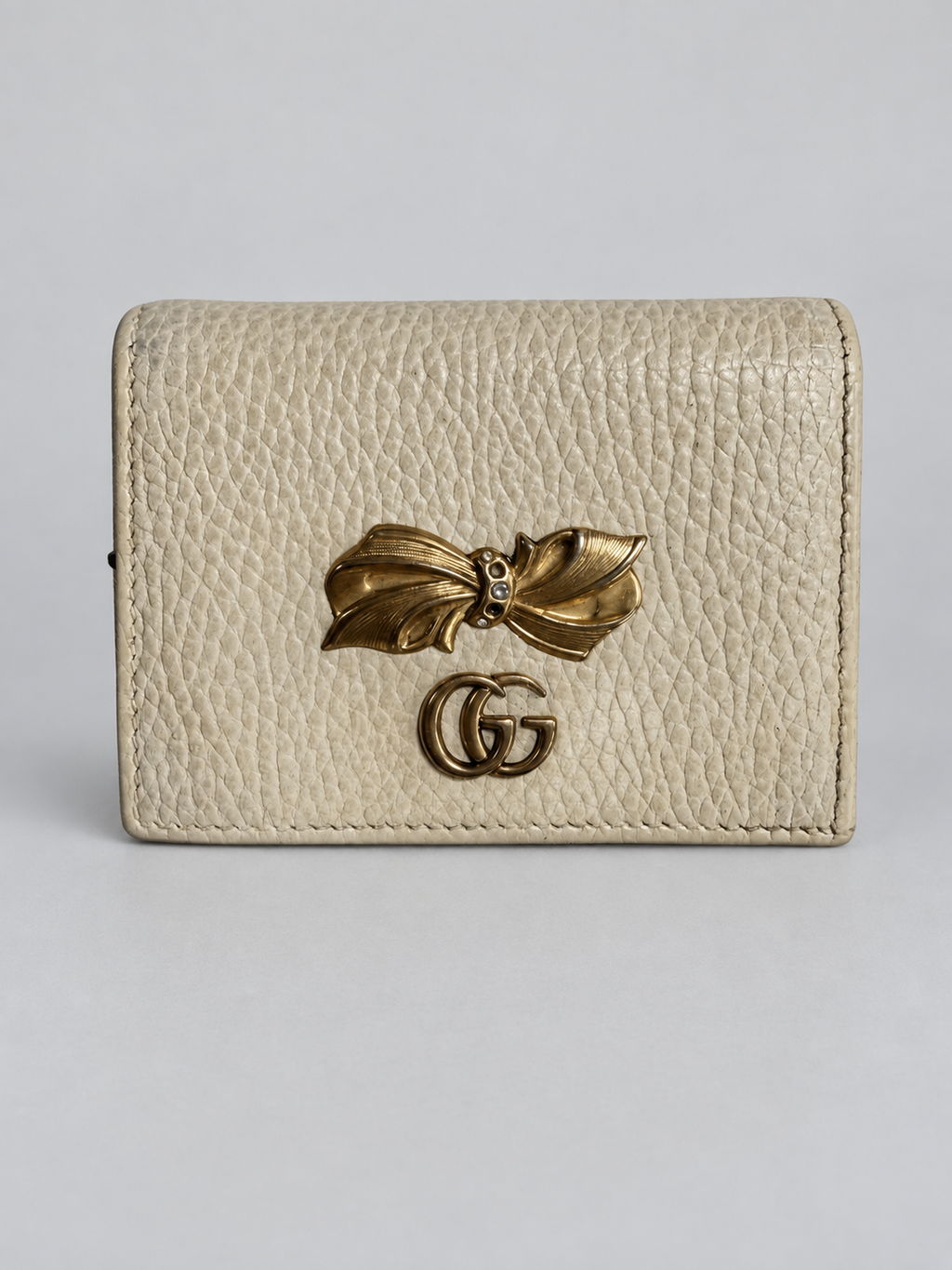 Gucci Pebbled Leather Marmont Flap Card Wallet Holder With Bow