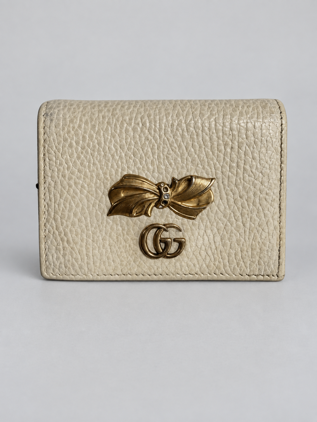 Gucci Pebbled Leather Marmont Flap Card Wallet Holder With Bow