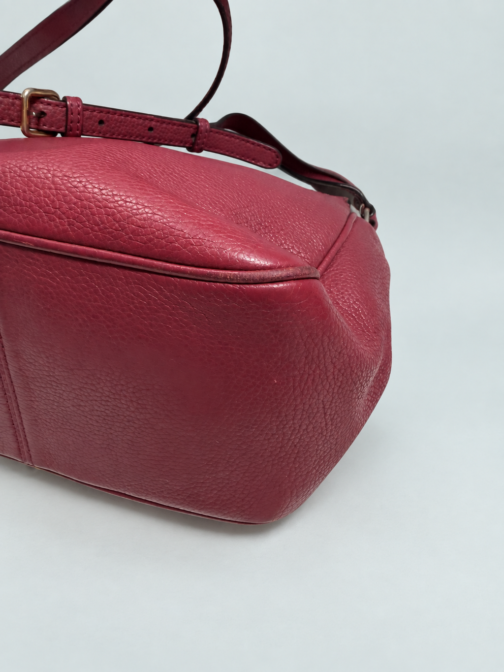 Fendi Leather Messenger Flap Crossbody Sling Bag