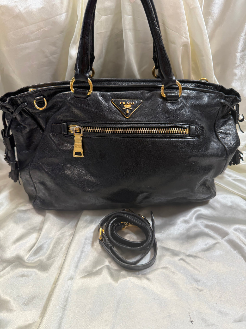 Prada Vitello Convertible Sling Crossbody Messenger
